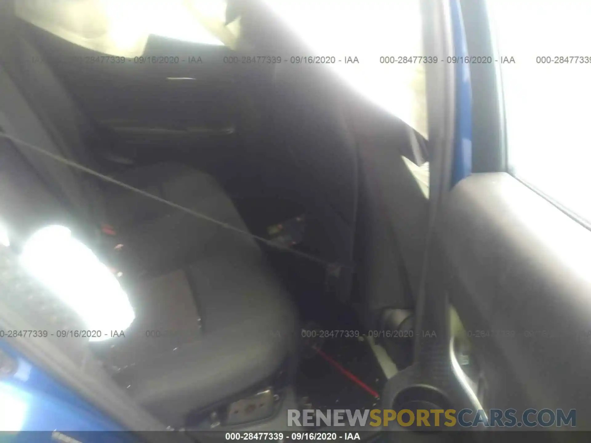 8 Photograph of a damaged car NMTKHMBX3KR095591 TOYOTA C-HR 2019