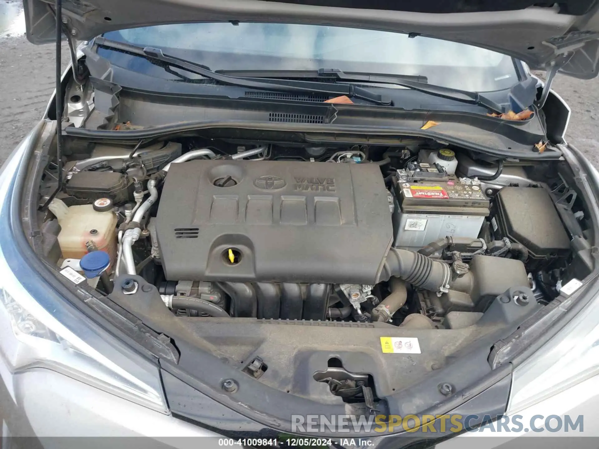 10 Photograph of a damaged car NMTKHMBX4KR072465 TOYOTA C-HR 2019