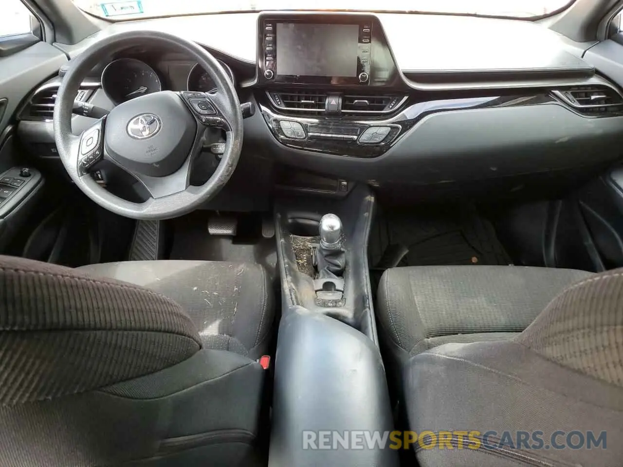 8 Photograph of a damaged car NMTKHMBX4KR078721 TOYOTA C-HR 2019