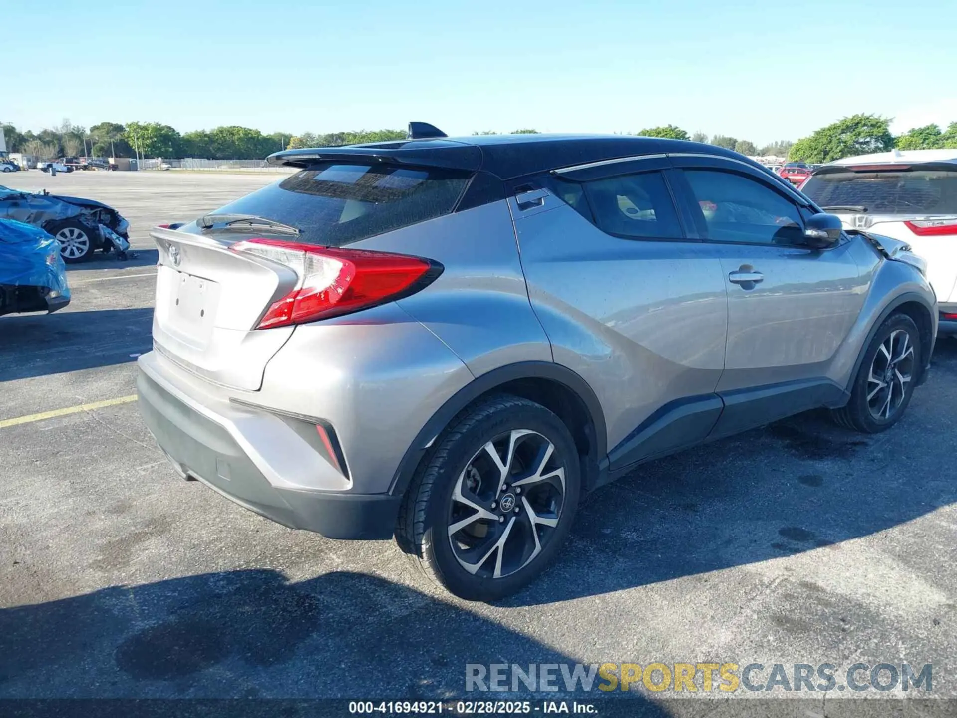 4 Photograph of a damaged car NMTKHMBX4KR082574 TOYOTA C-HR 2019
