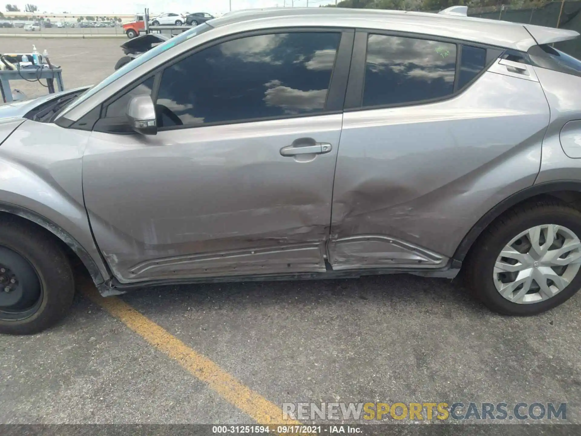 6 Photograph of a damaged car NMTKHMBX4KR083594 TOYOTA C-HR 2019