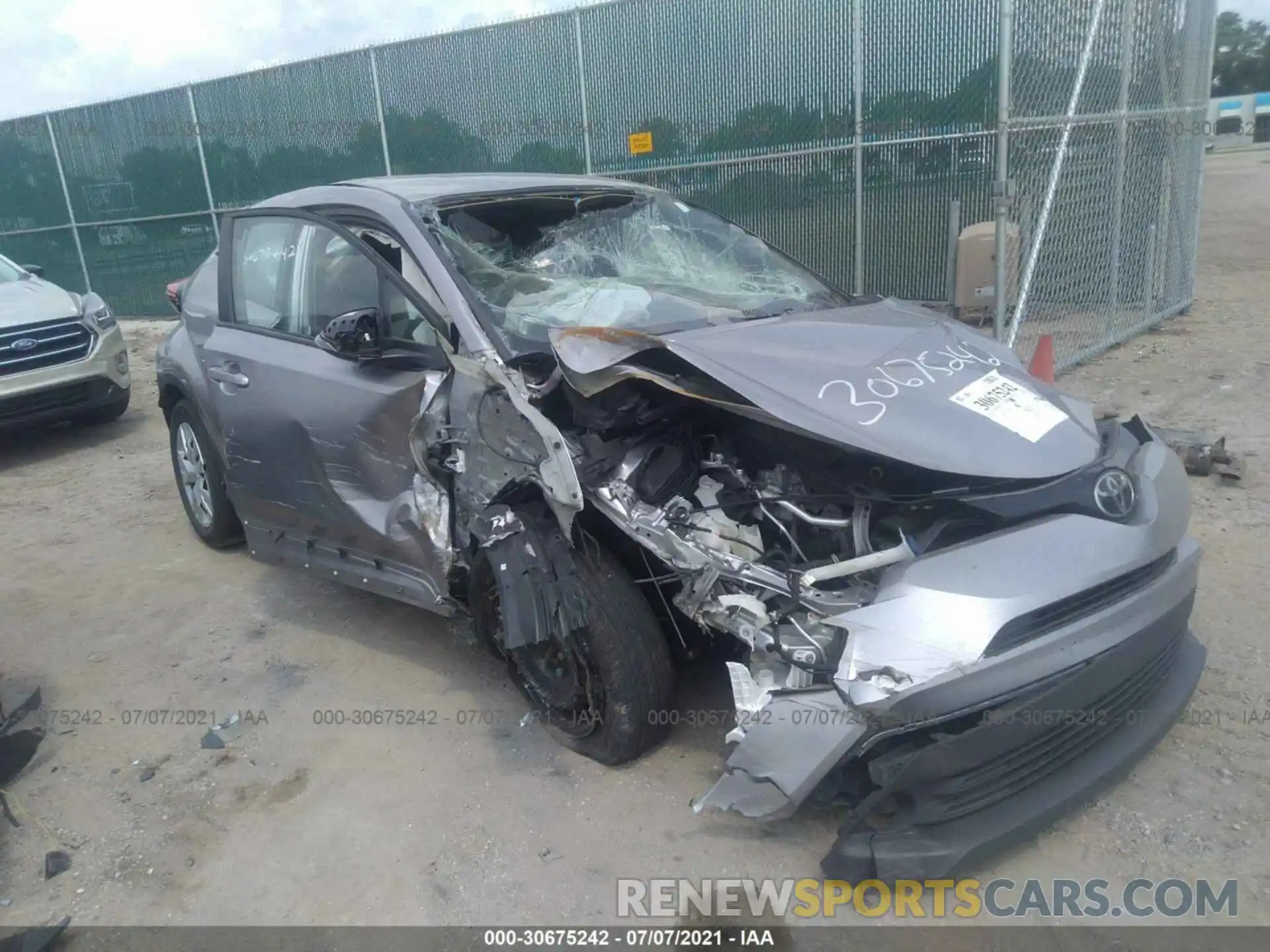 1 Photograph of a damaged car NMTKHMBX4KR085815 TOYOTA C-HR 2019