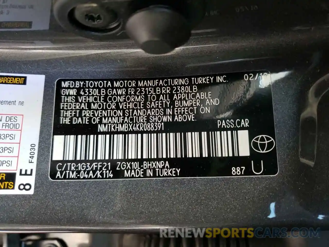 10 Photograph of a damaged car NMTKHMBX4KR088391 TOYOTA C-HR 2019