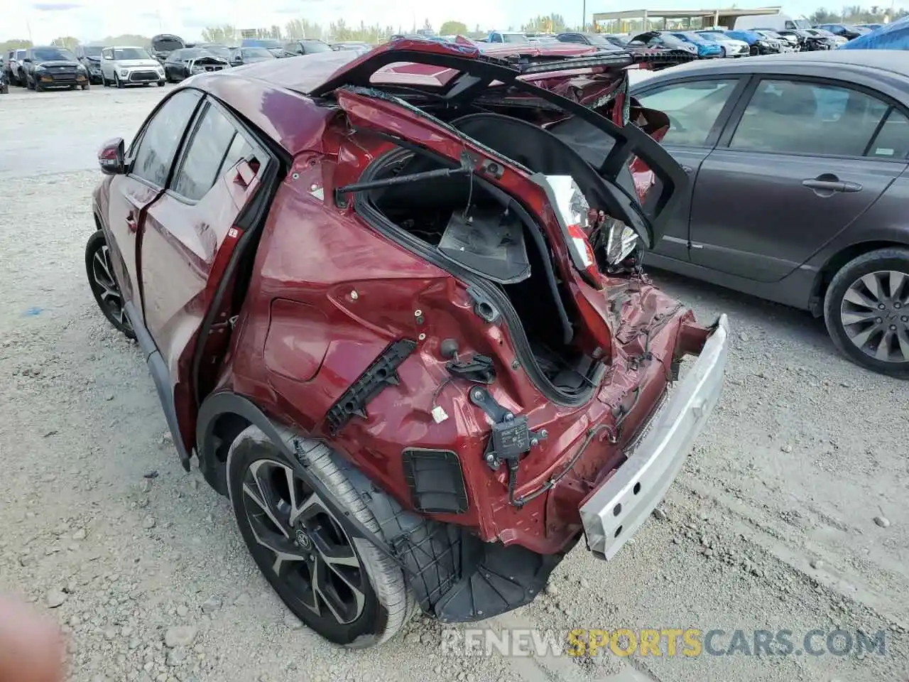 3 Photograph of a damaged car NMTKHMBX4KR091677 TOYOTA C-HR 2019