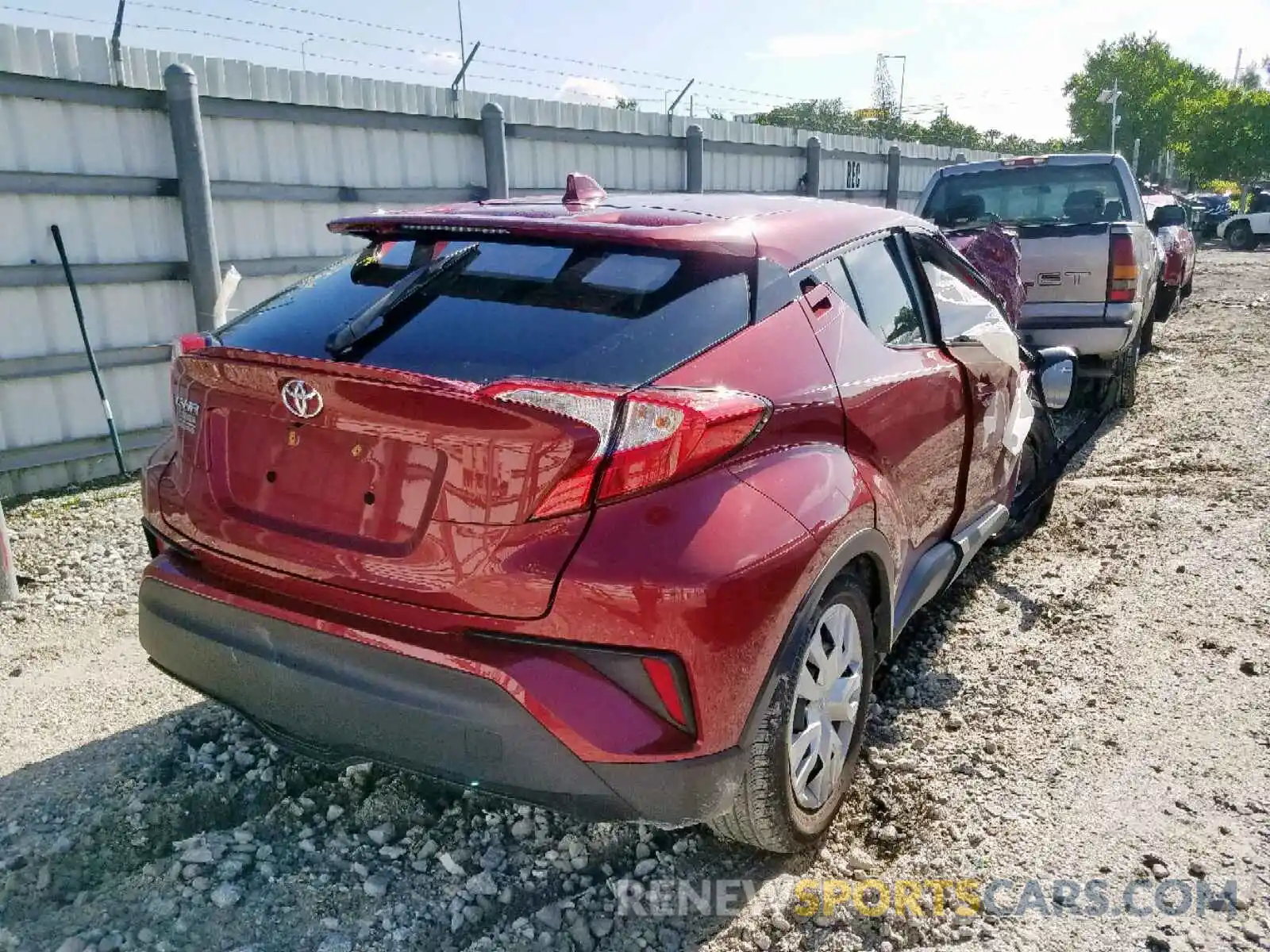 4 Photograph of a damaged car NMTKHMBX4KR092232 TOYOTA C-HR 2019