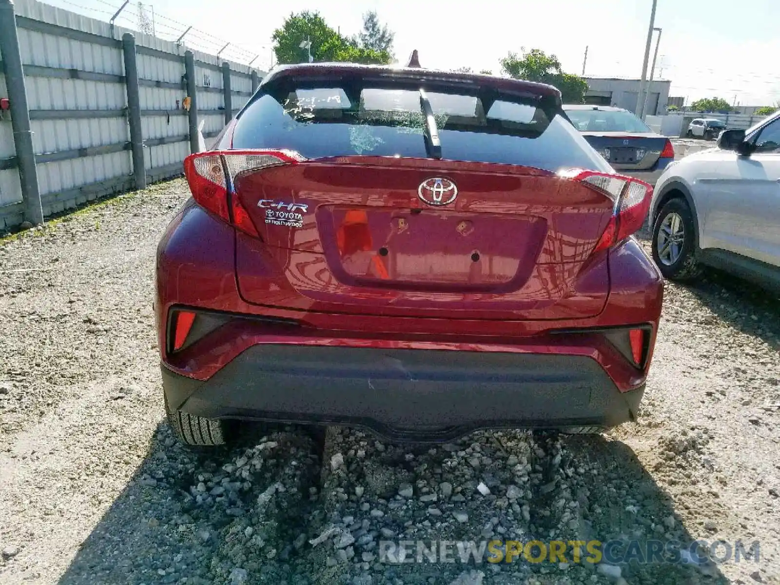 9 Photograph of a damaged car NMTKHMBX4KR092232 TOYOTA C-HR 2019