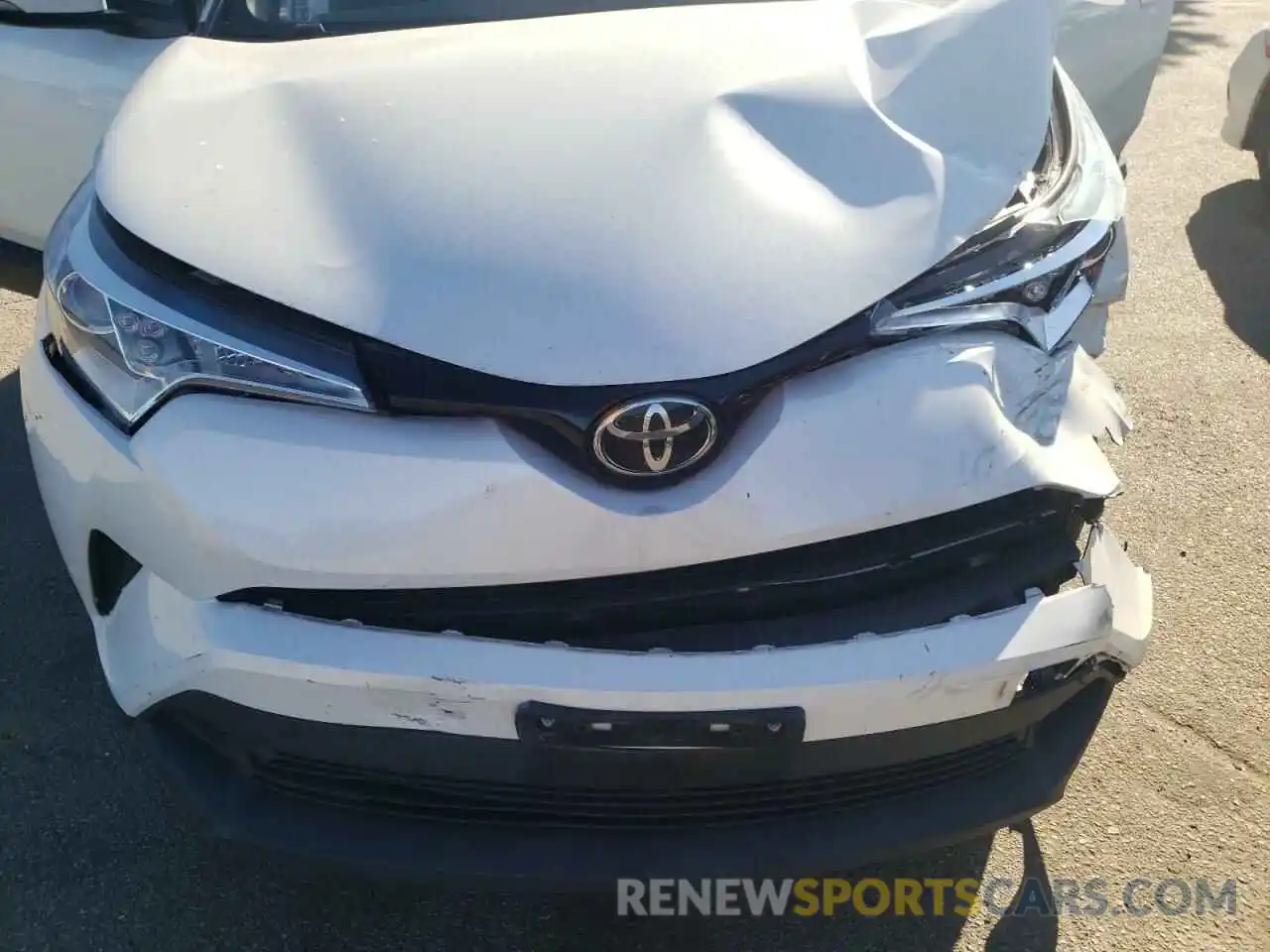 7 Photograph of a damaged car NMTKHMBX4KR095888 TOYOTA C-HR 2019