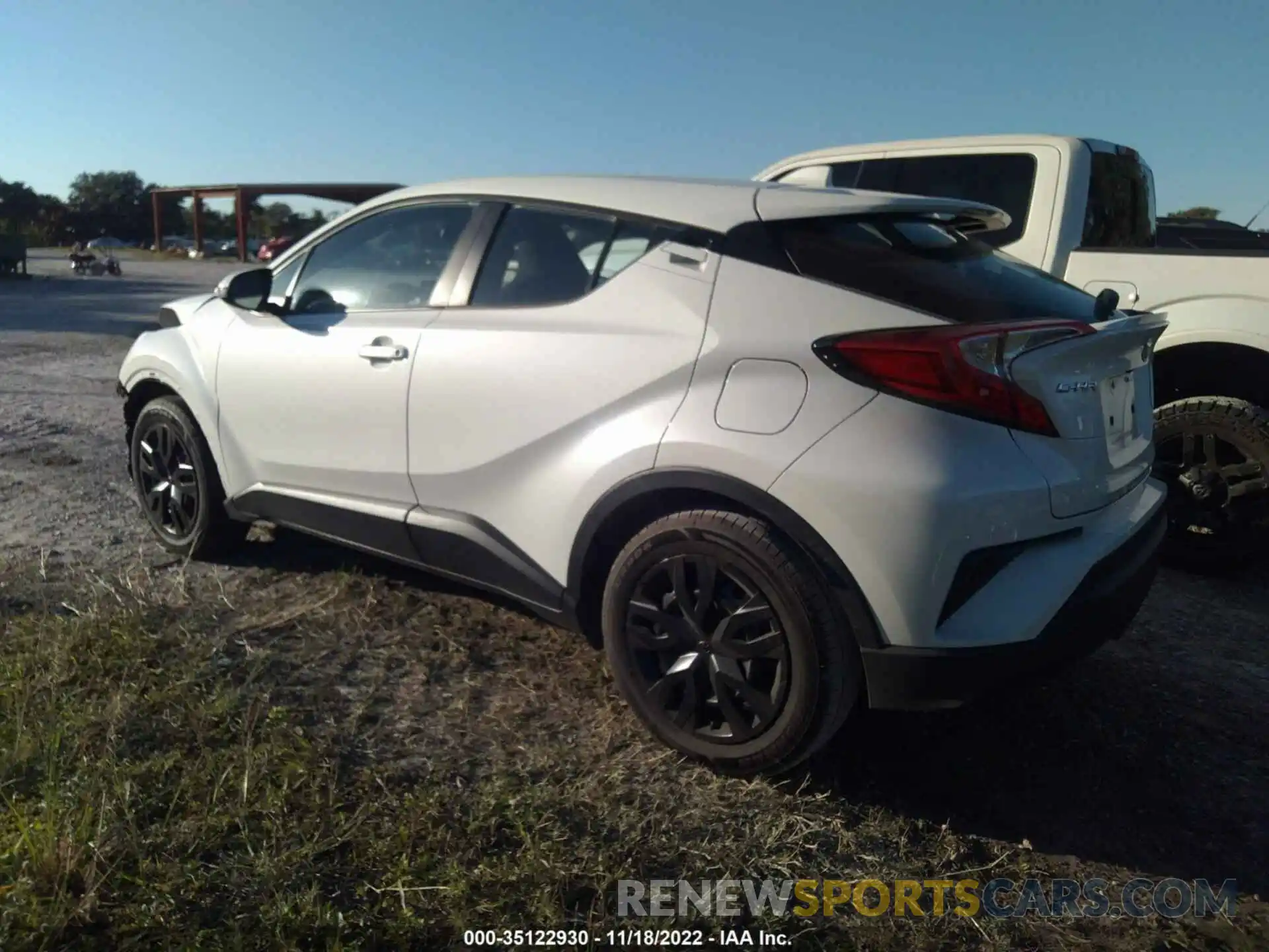 3 Photograph of a damaged car NMTKHMBX4KR097379 TOYOTA C-HR 2019