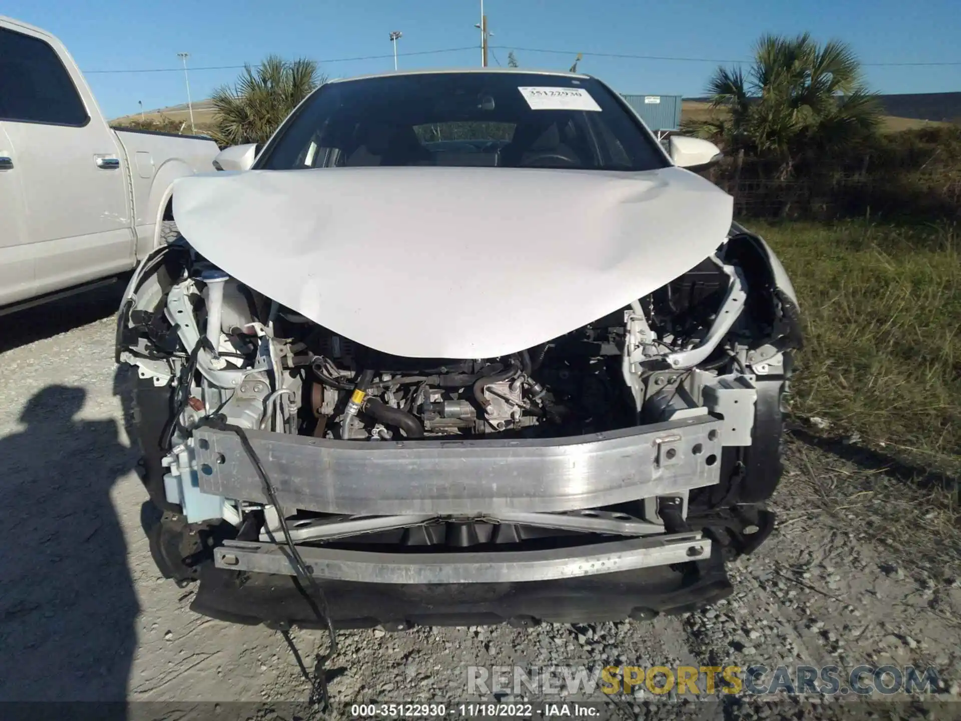 6 Photograph of a damaged car NMTKHMBX4KR097379 TOYOTA C-HR 2019