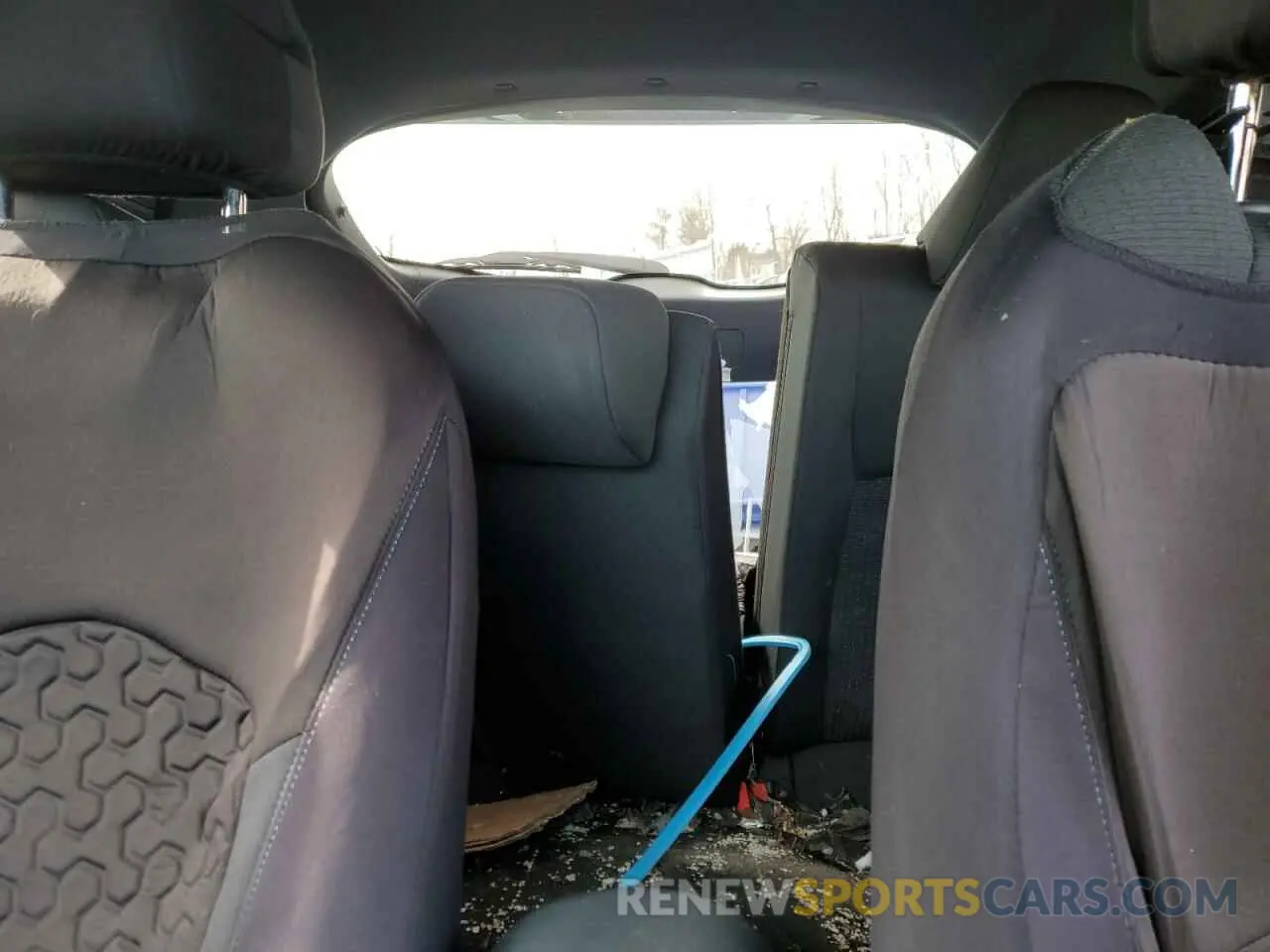 10 Photograph of a damaged car NMTKHMBX4KR097964 TOYOTA C-HR 2019