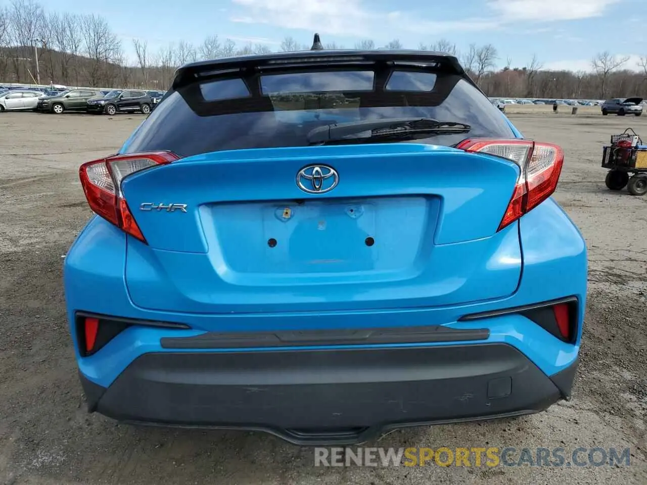 6 Photograph of a damaged car NMTKHMBX4KR097964 TOYOTA C-HR 2019