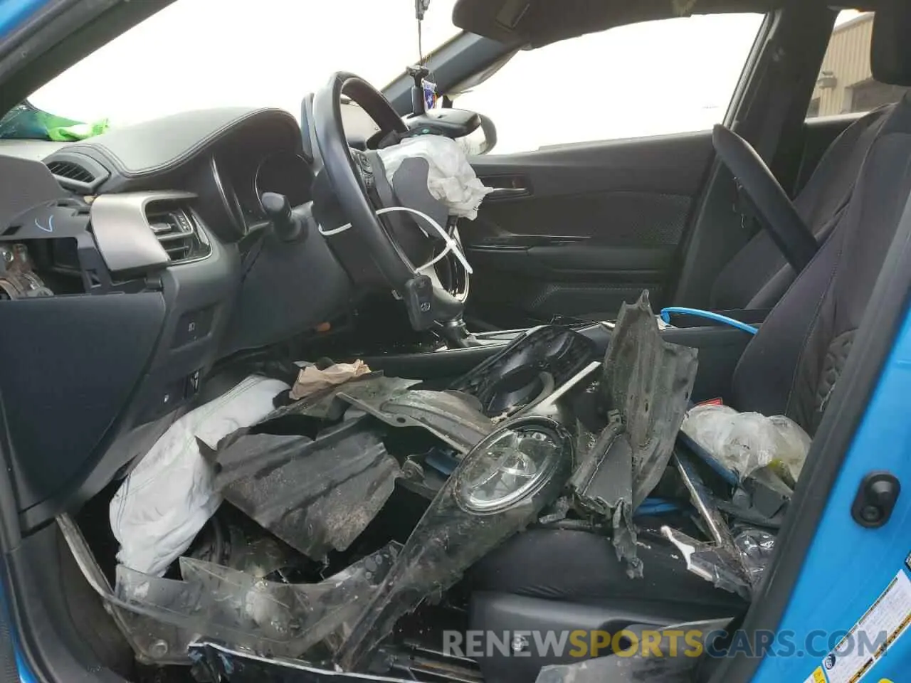 7 Photograph of a damaged car NMTKHMBX4KR097964 TOYOTA C-HR 2019