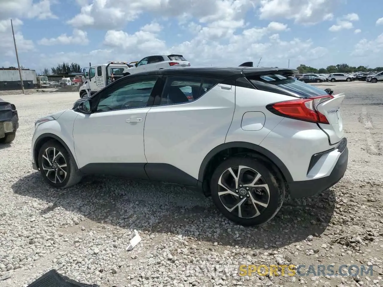 2 Photograph of a damaged car NMTKHMBX4KR100572 TOYOTA C-HR 2019