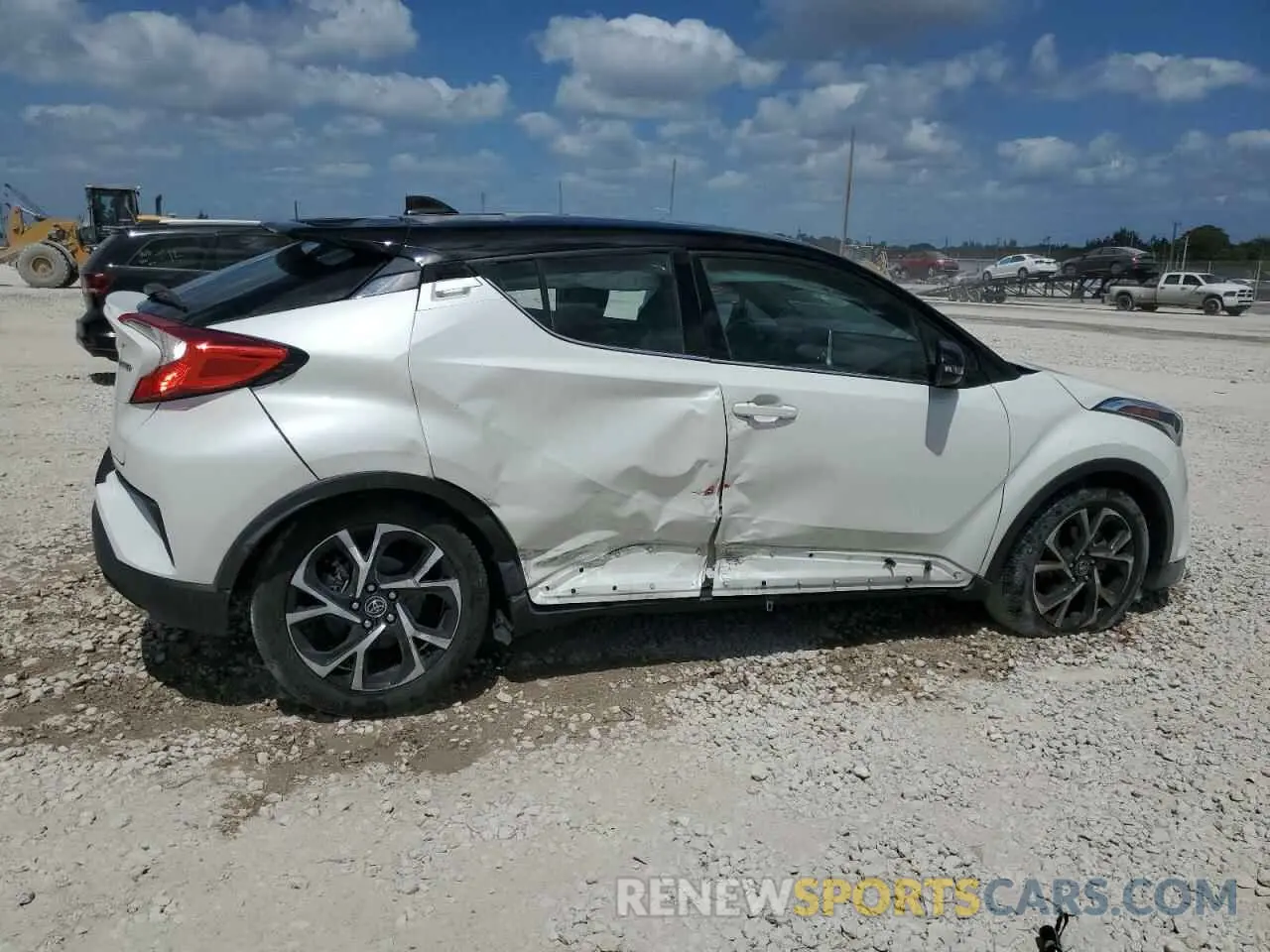 3 Photograph of a damaged car NMTKHMBX4KR100572 TOYOTA C-HR 2019