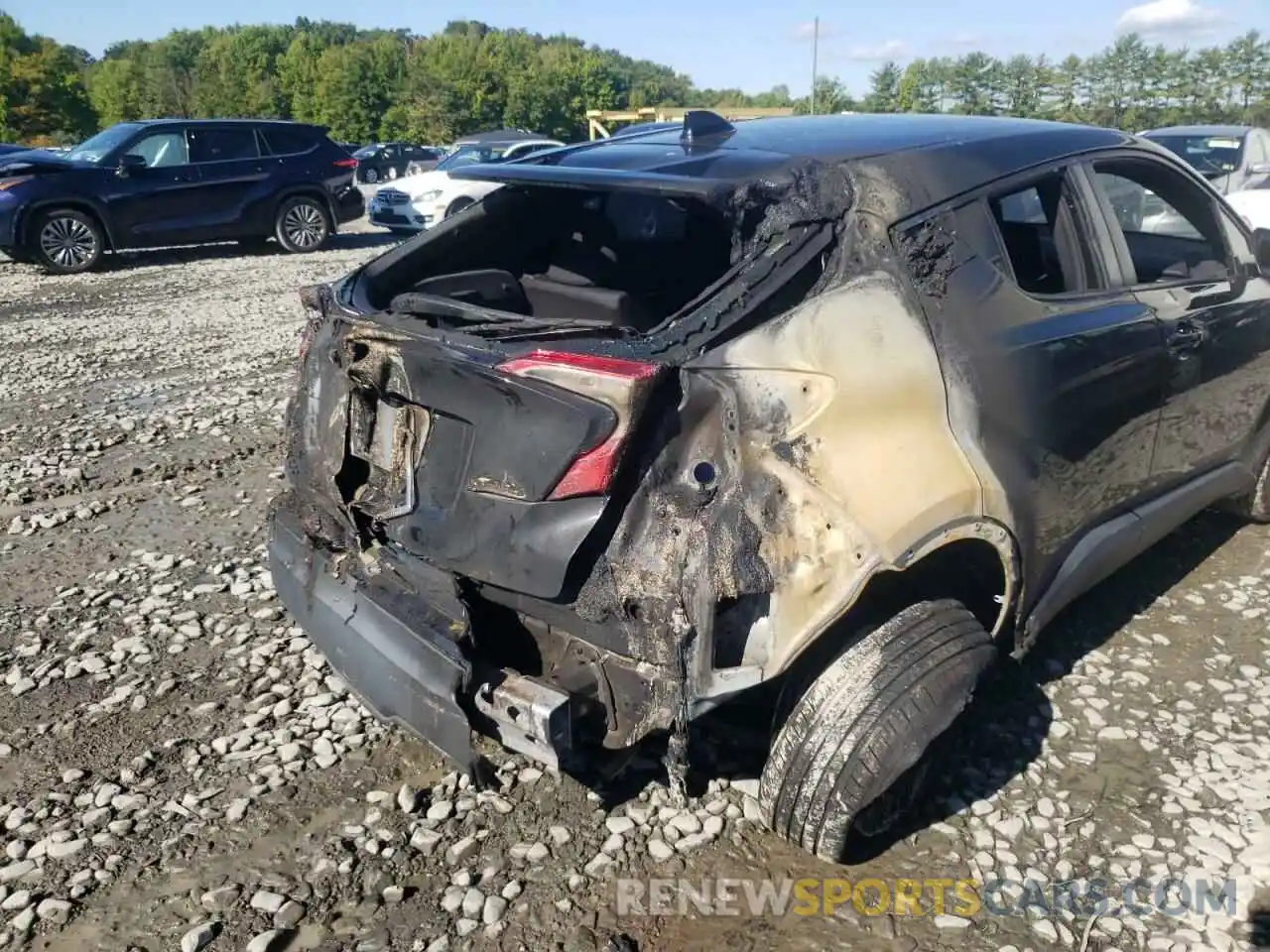 9 Photograph of a damaged car NMTKHMBX5KR068571 TOYOTA C-HR 2019