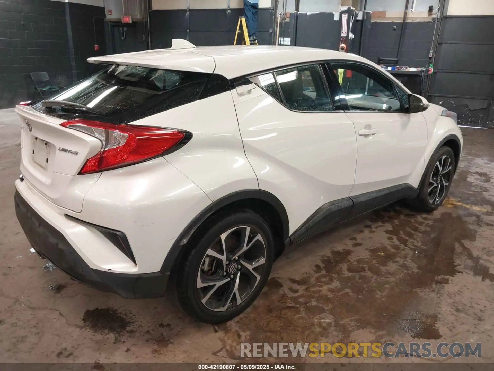 4 Photograph of a damaged car NMTKHMBX5KR073091 TOYOTA C-HR 2019