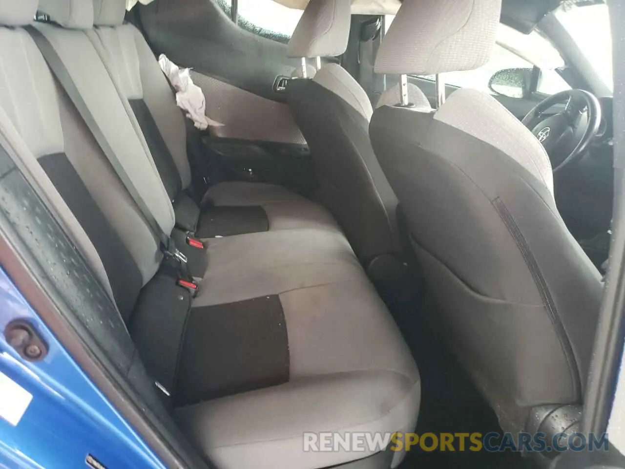 11 Photograph of a damaged car NMTKHMBX5KR074631 TOYOTA C-HR 2019