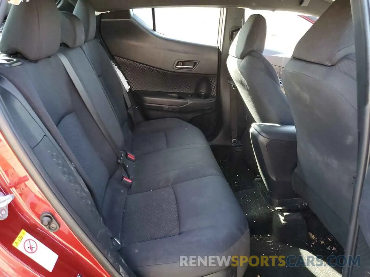 11 Photograph of a damaged car NMTKHMBX5KR076587 TOYOTA C-HR 2019