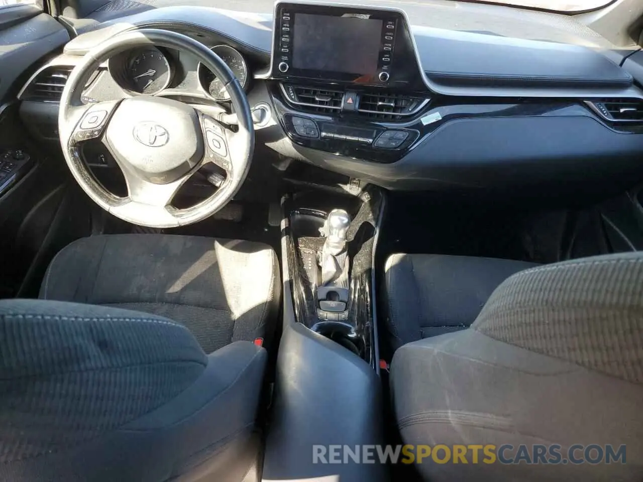 8 Photograph of a damaged car NMTKHMBX5KR076587 TOYOTA C-HR 2019