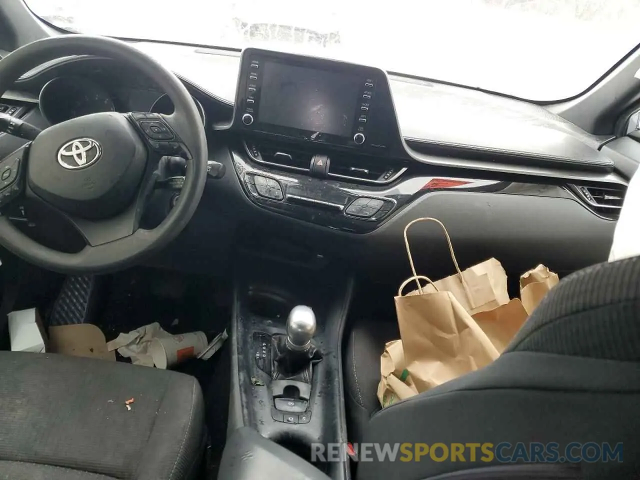 8 Photograph of a damaged car NMTKHMBX5KR076928 TOYOTA C-HR 2019