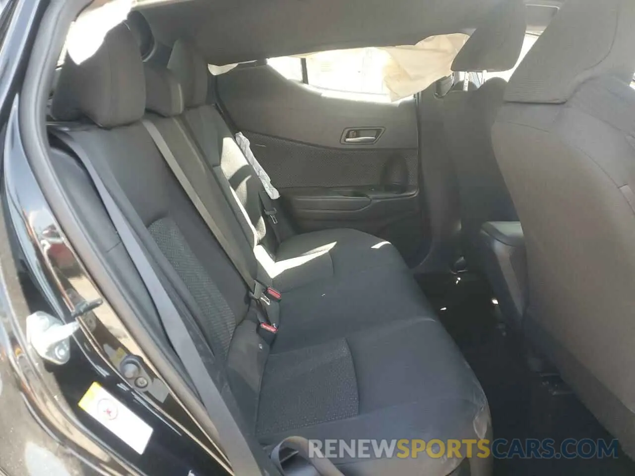 10 Photograph of a damaged car NMTKHMBX5KR081224 TOYOTA C-HR 2019