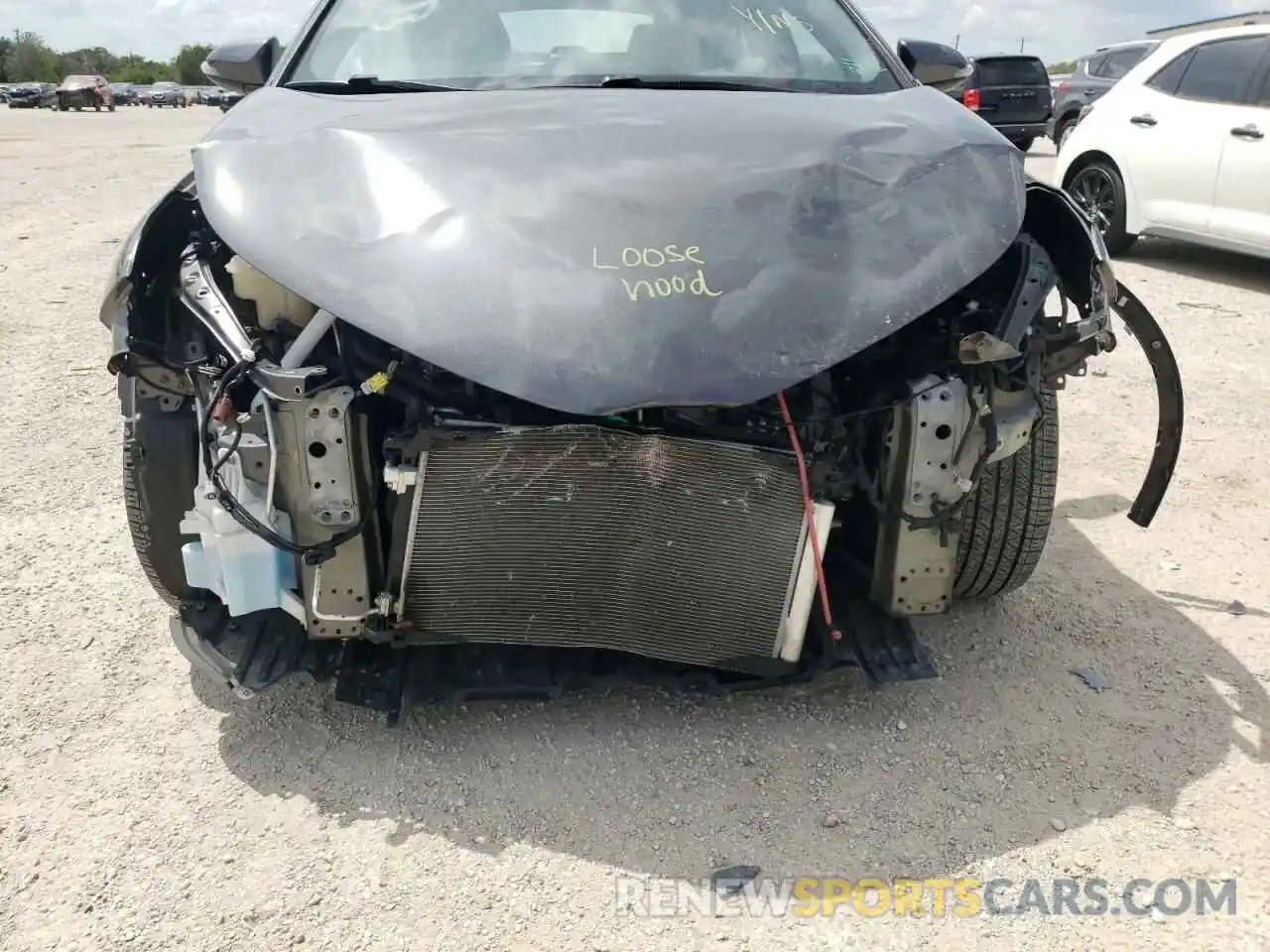 9 Photograph of a damaged car NMTKHMBX5KR081661 TOYOTA C-HR 2019