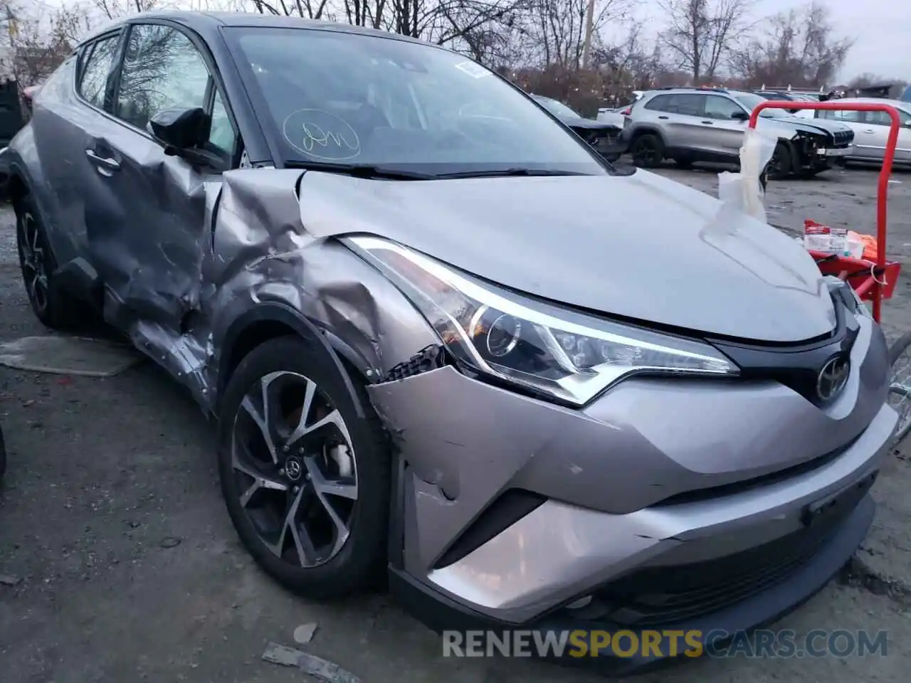 1 Photograph of a damaged car NMTKHMBX5KR099920 TOYOTA C-HR 2019