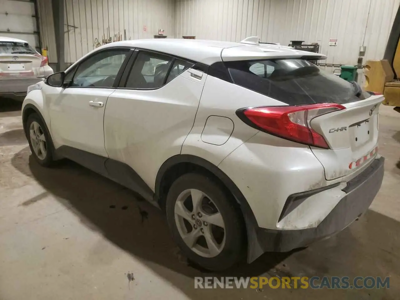 2 Photograph of a damaged car NMTKHMBX6KR070684 TOYOTA C-HR 2019