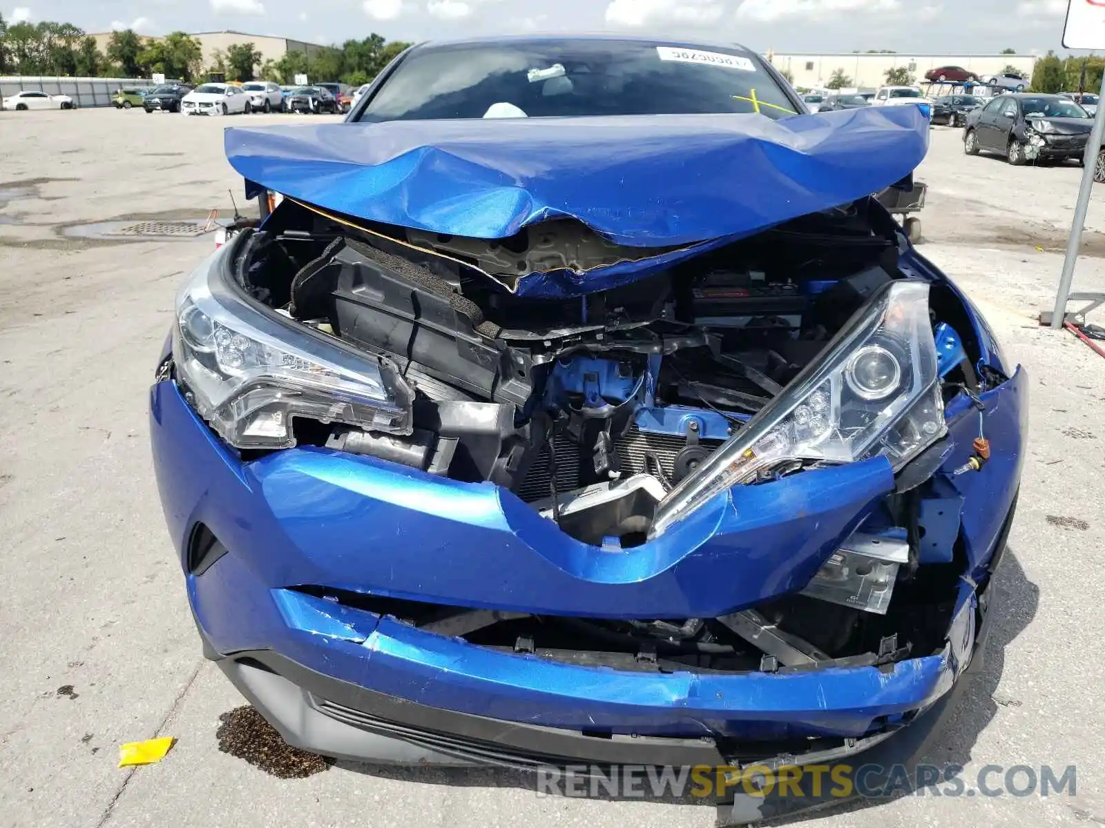 9 Photograph of a damaged car NMTKHMBX6KR075724 TOYOTA C-HR 2019