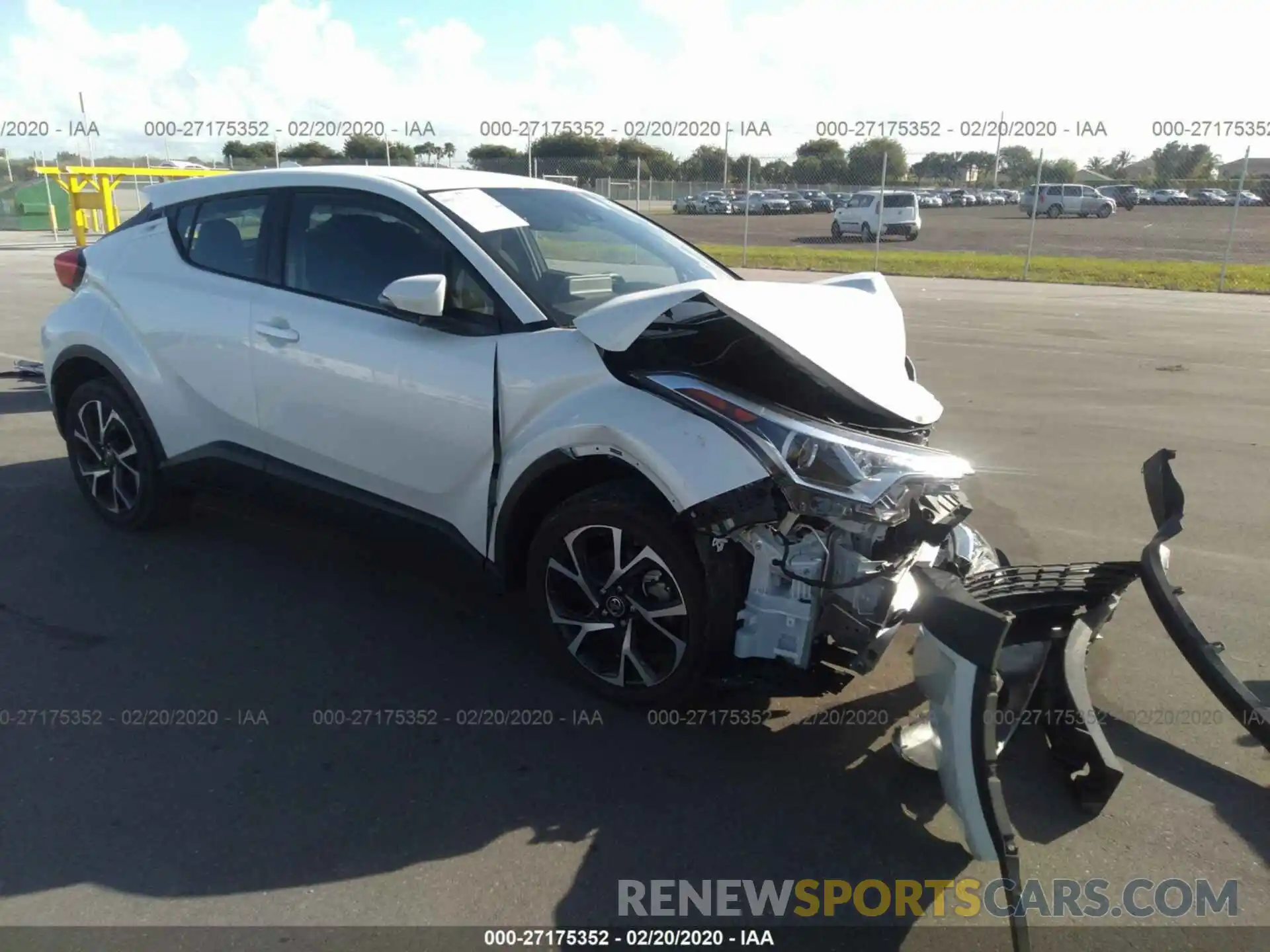 1 Photograph of a damaged car NMTKHMBX6KR078557 TOYOTA C-HR 2019