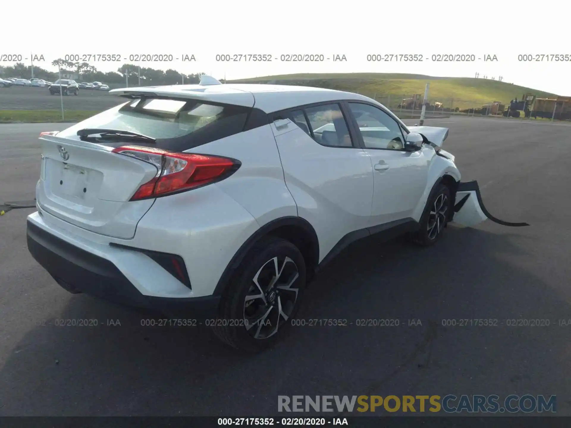 4 Photograph of a damaged car NMTKHMBX6KR078557 TOYOTA C-HR 2019