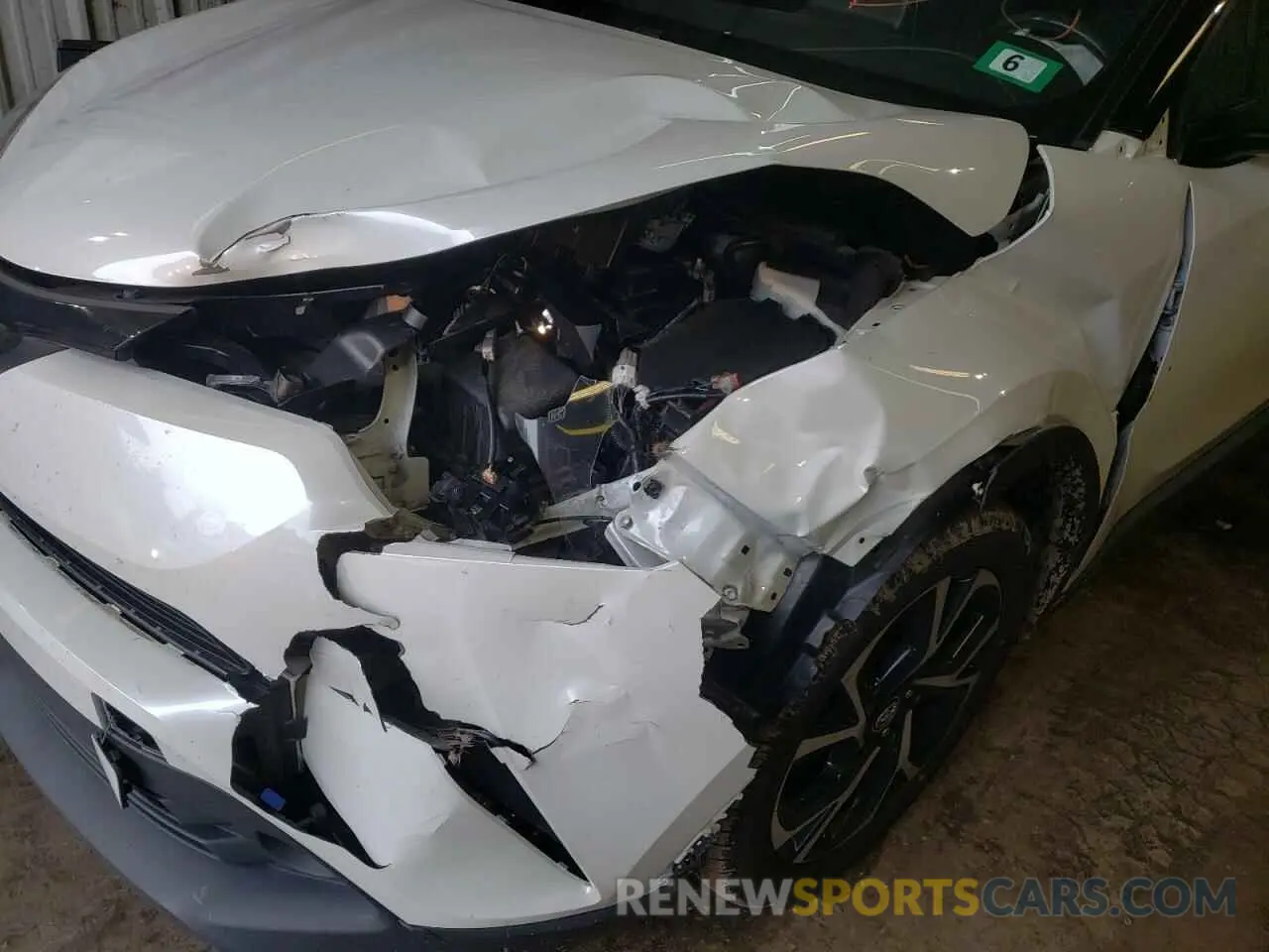 9 Photograph of a damaged car NMTKHMBX6KR081409 TOYOTA C-HR 2019