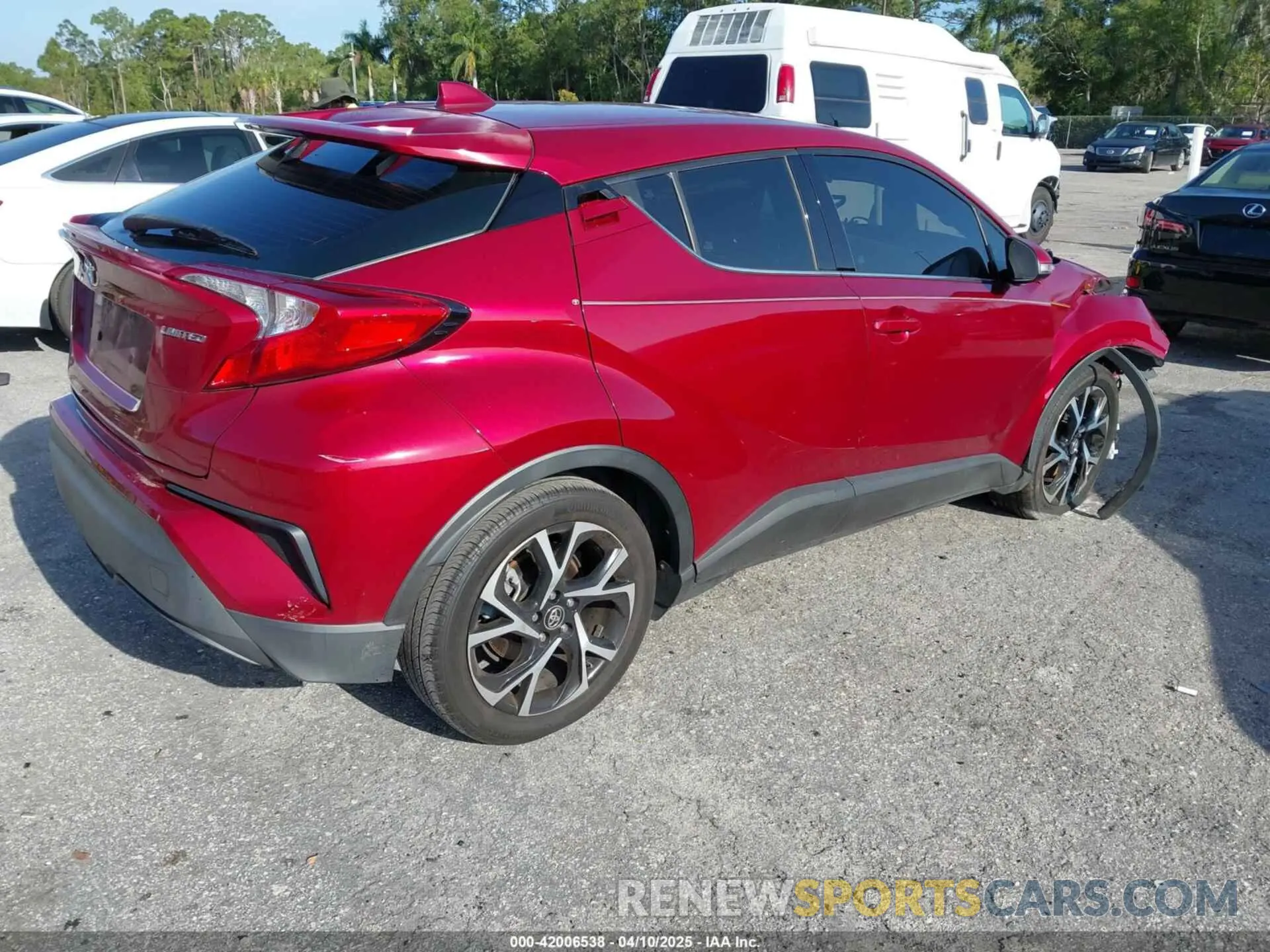 4 Photograph of a damaged car NMTKHMBX6KR090224 TOYOTA C-HR 2019