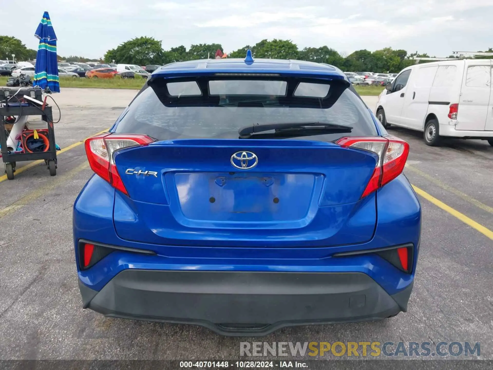 17 Photograph of a damaged car NMTKHMBX6KR091129 TOYOTA C-HR 2019