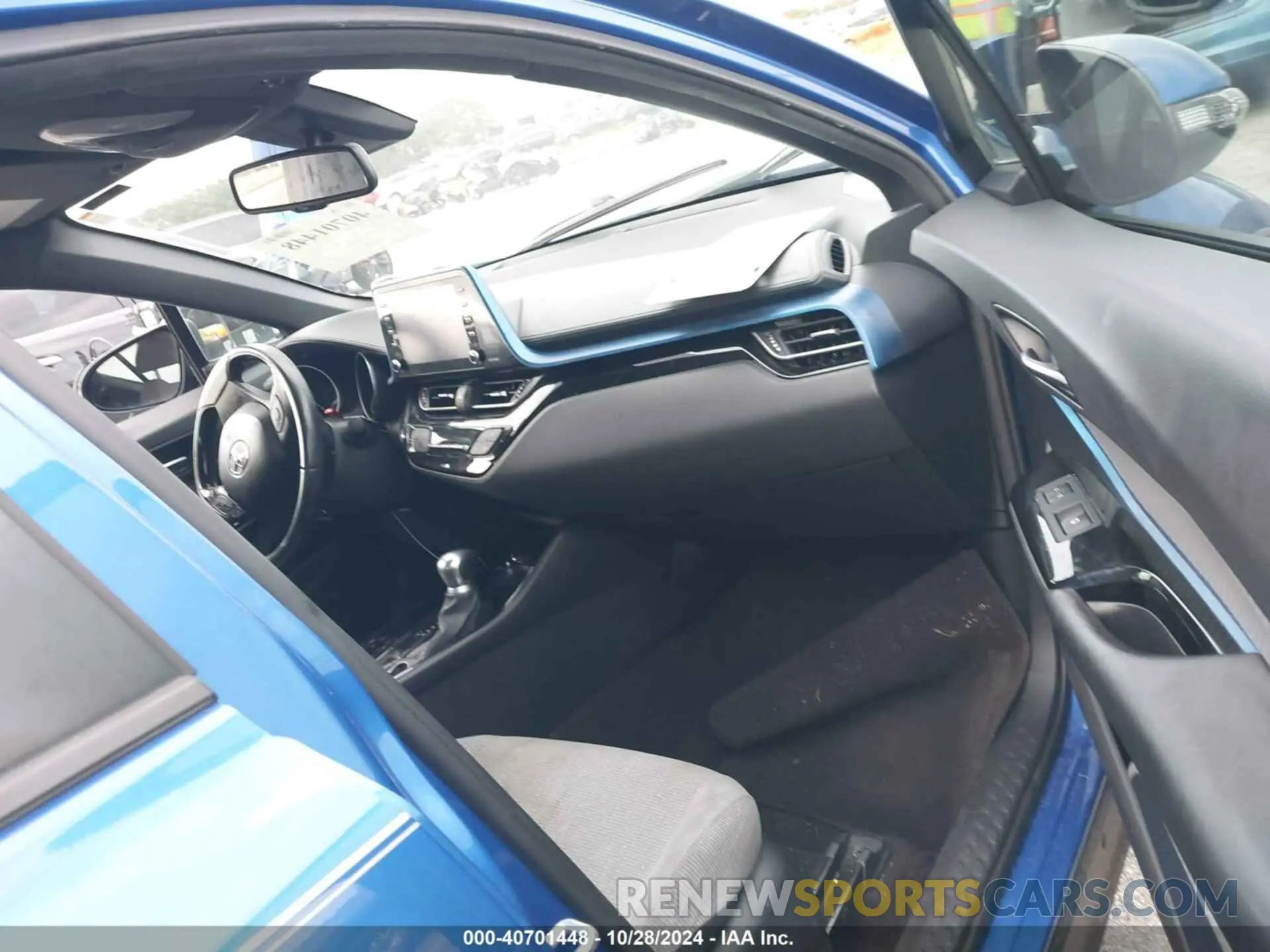 5 Photograph of a damaged car NMTKHMBX6KR091129 TOYOTA C-HR 2019