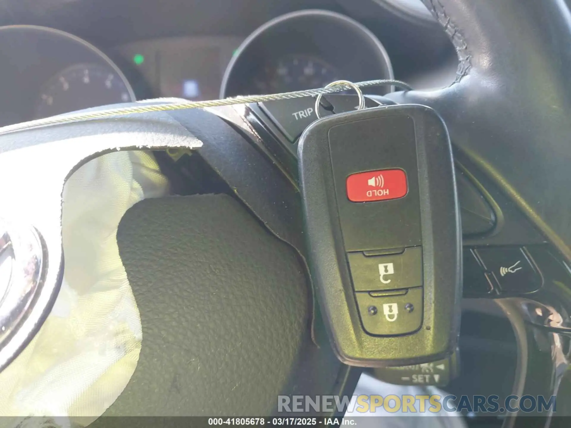 11 Photograph of a damaged car NMTKHMBX6KR099926 TOYOTA C-HR 2019