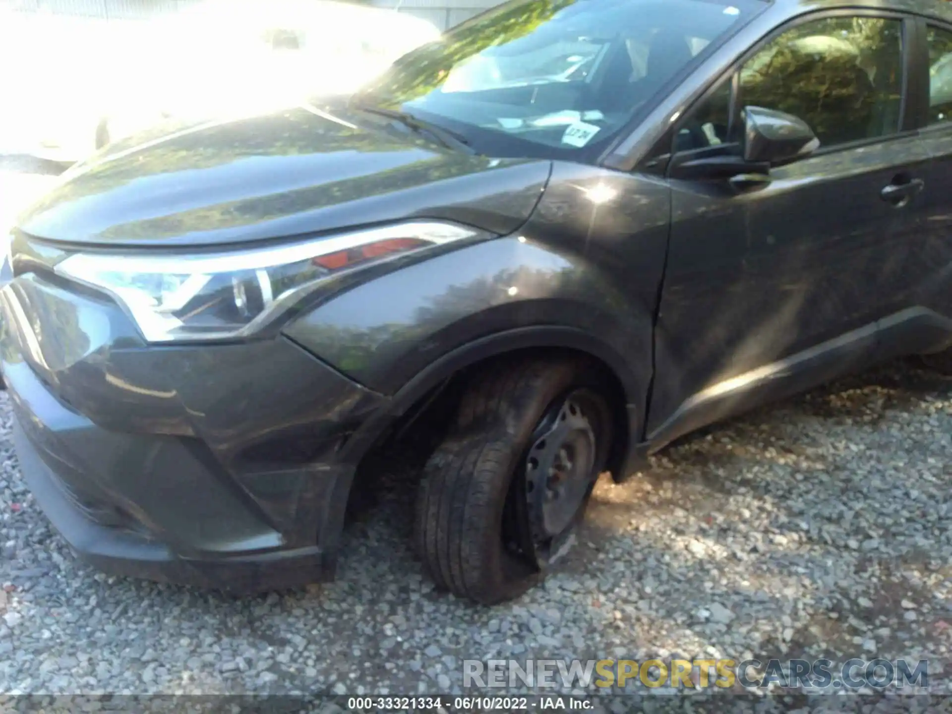 6 Photograph of a damaged car NMTKHMBX6KR100668 TOYOTA C-HR 2019