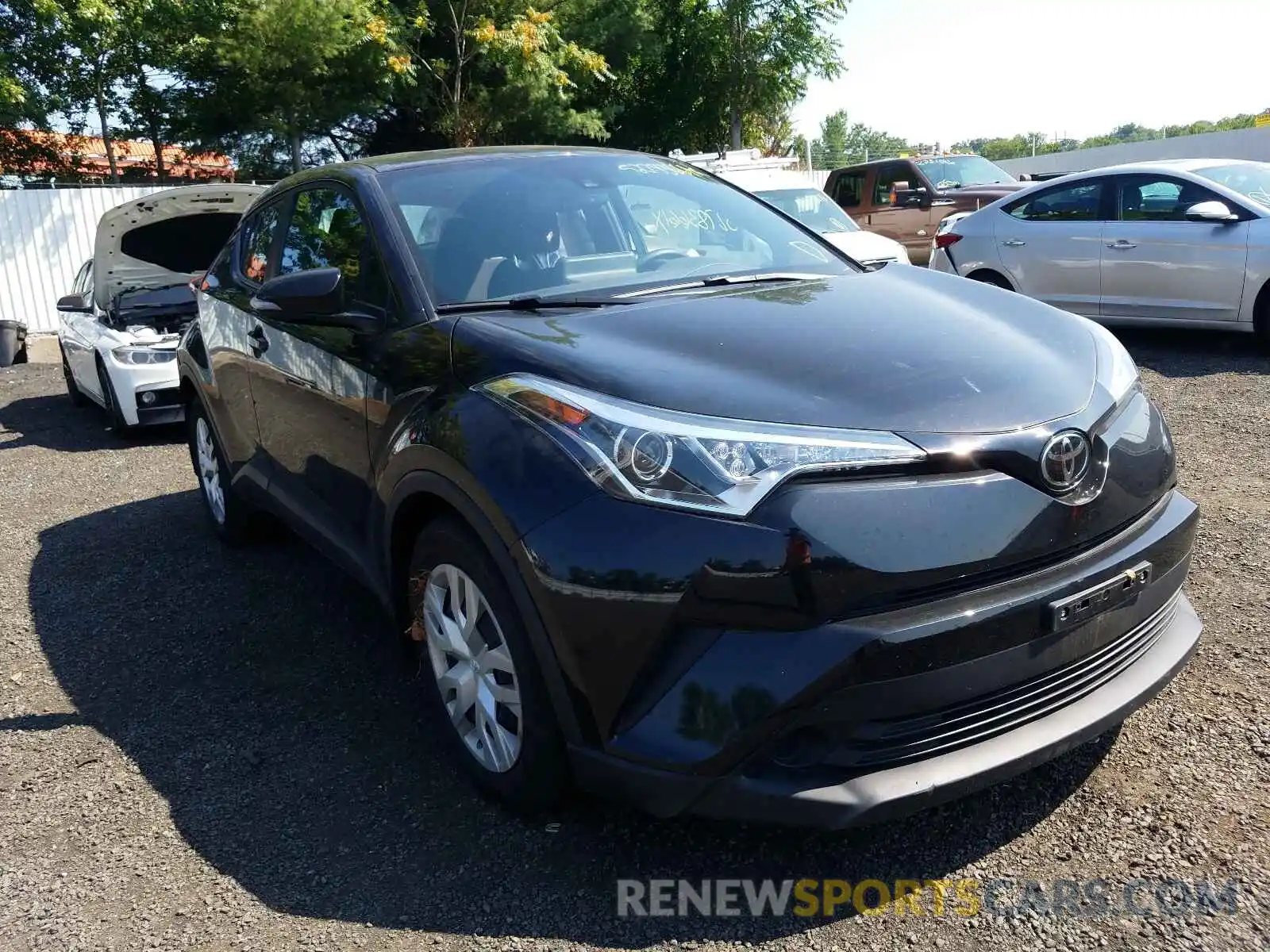 1 Photograph of a damaged car NMTKHMBX6KR101271 TOYOTA C-HR 2019