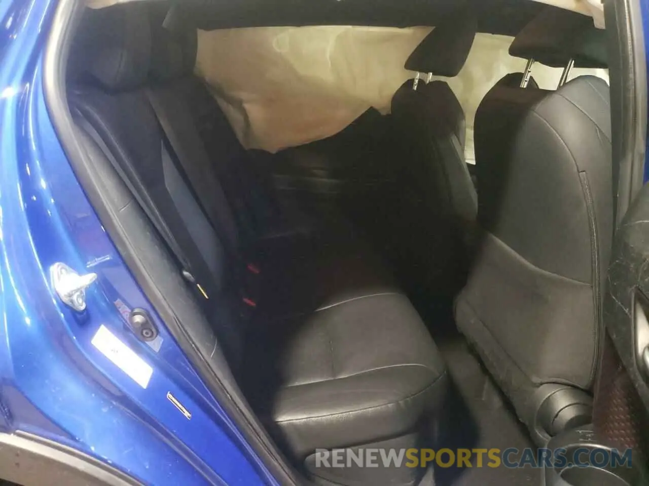 6 Photograph of a damaged car NMTKHMBX7KR069897 TOYOTA C-HR 2019