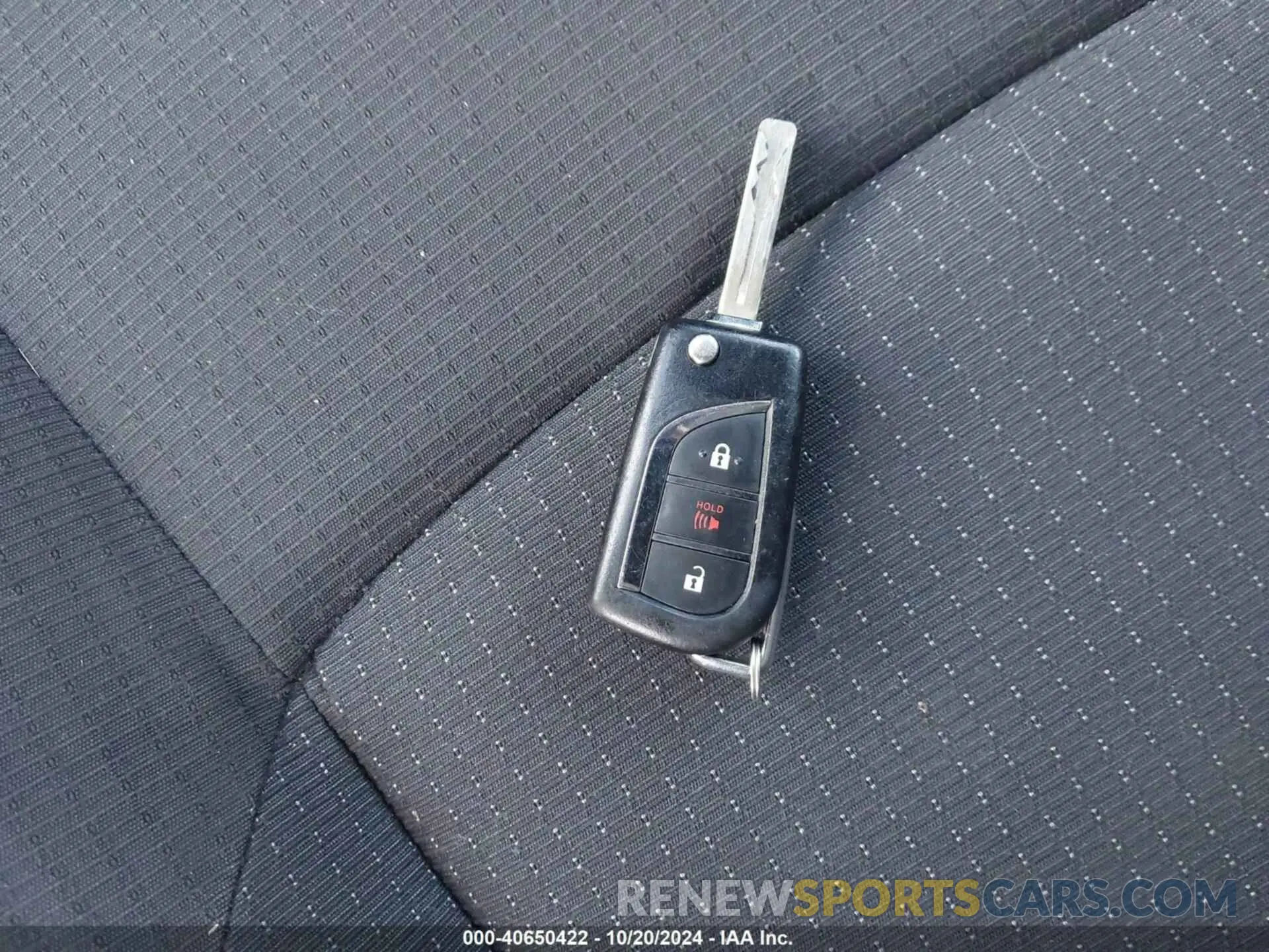 11 Photograph of a damaged car NMTKHMBX7KR076946 TOYOTA C-HR 2019