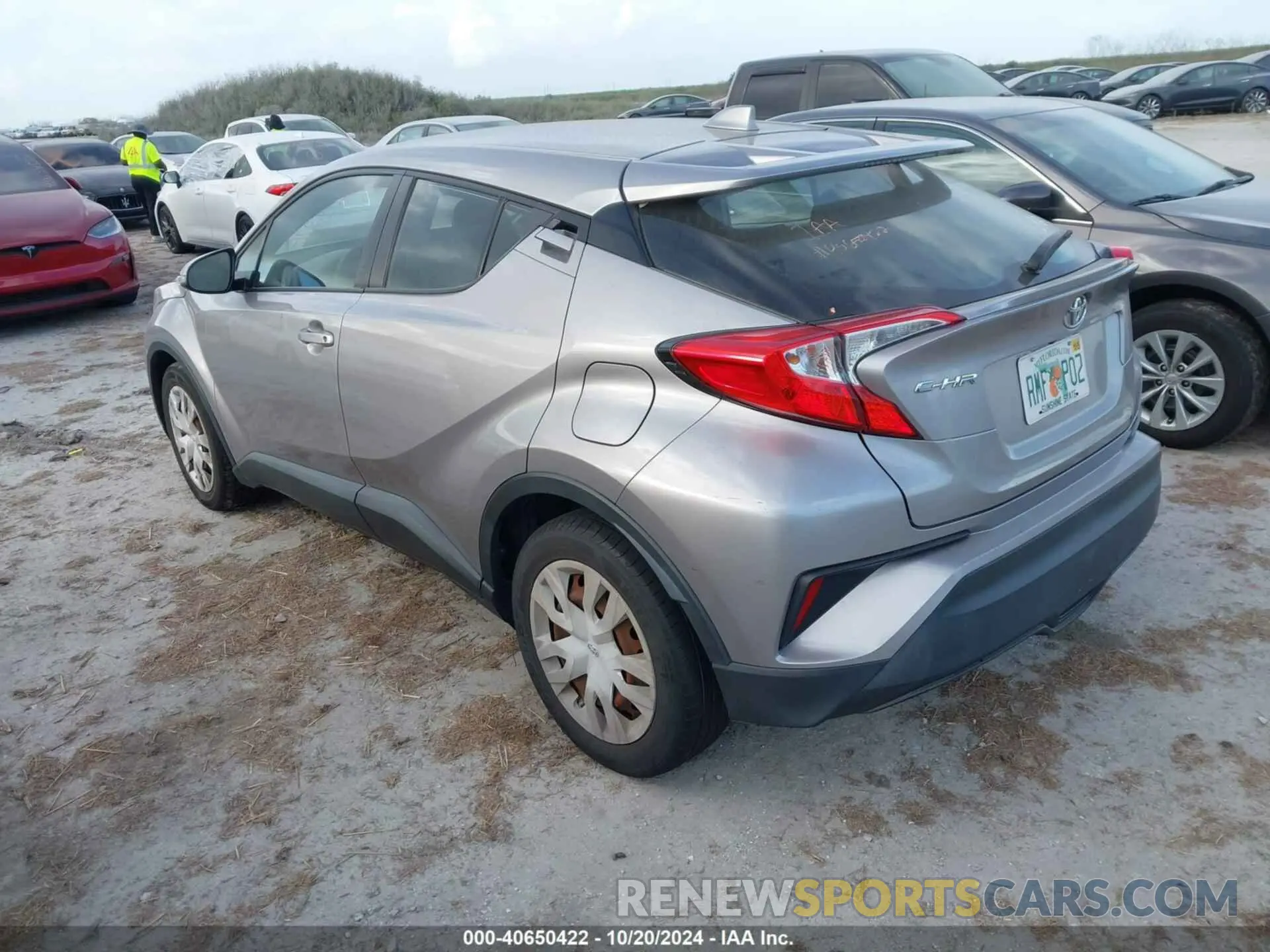 3 Photograph of a damaged car NMTKHMBX7KR076946 TOYOTA C-HR 2019
