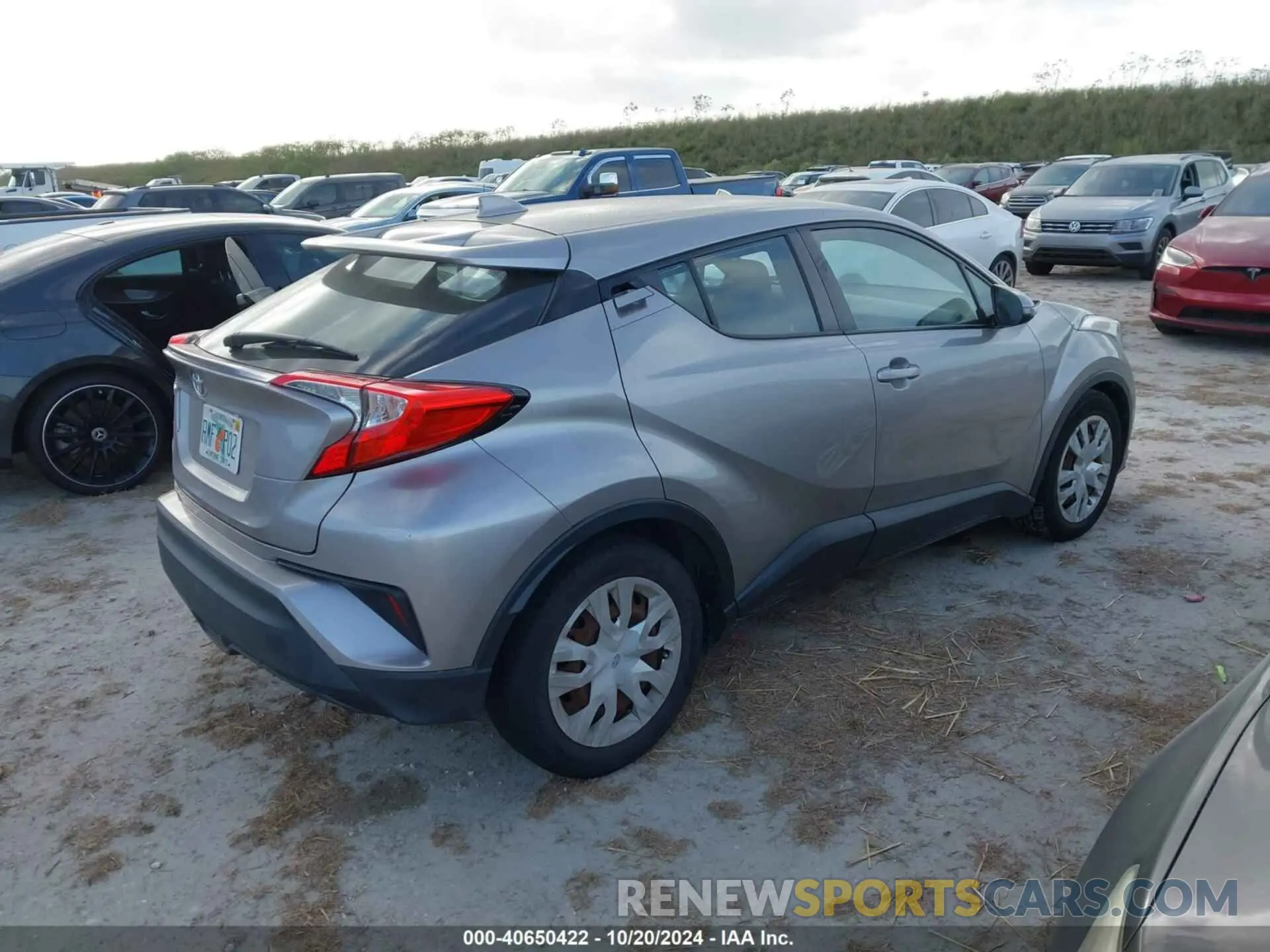 4 Photograph of a damaged car NMTKHMBX7KR076946 TOYOTA C-HR 2019