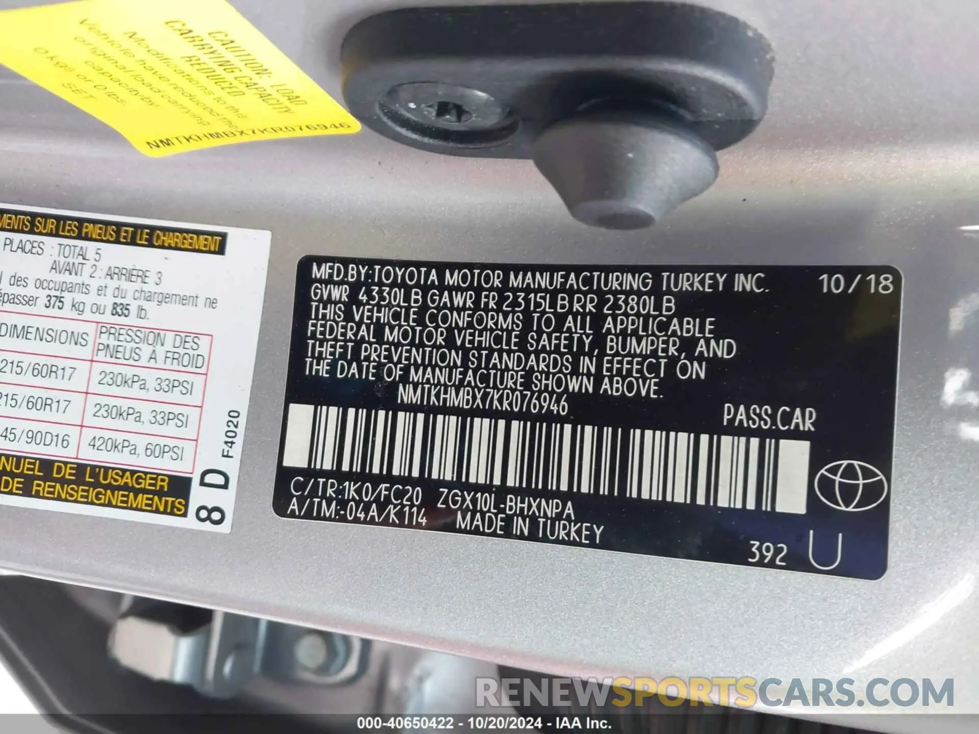 9 Photograph of a damaged car NMTKHMBX7KR076946 TOYOTA C-HR 2019