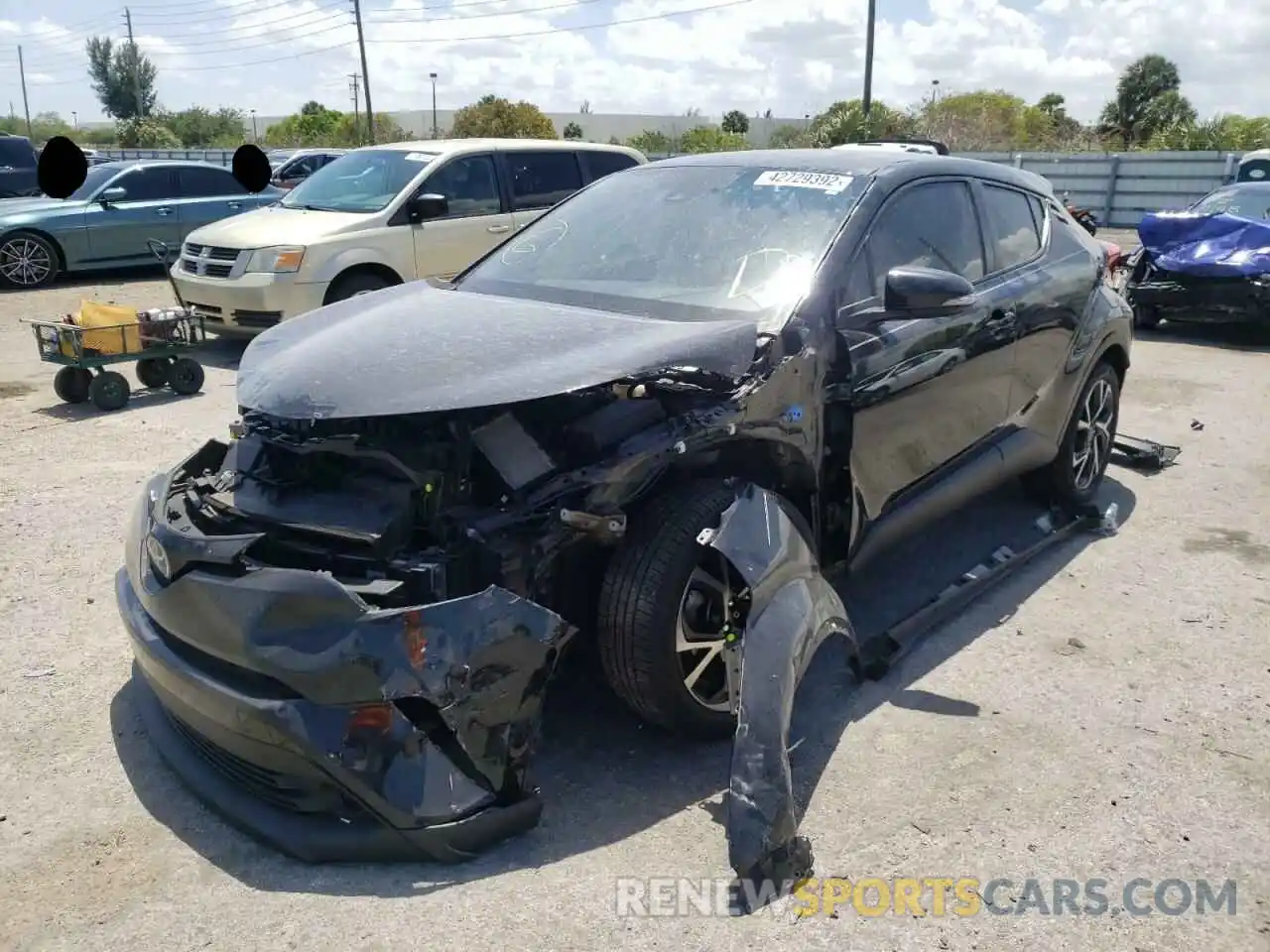 2 Photograph of a damaged car NMTKHMBX7KR077031 TOYOTA C-HR 2019