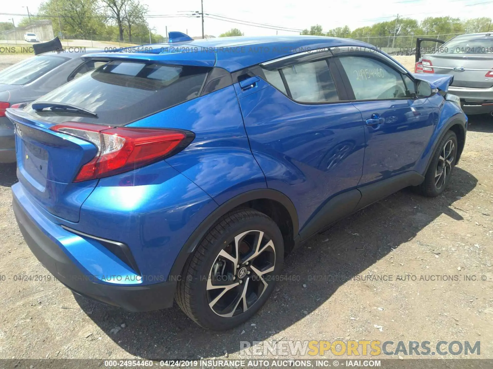 4 Photograph of a damaged car NMTKHMBX7KR081175 TOYOTA C-HR 2019
