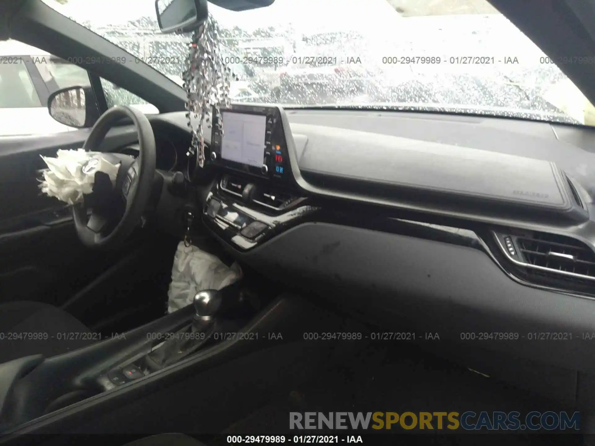 5 Photograph of a damaged car NMTKHMBX7KR093150 TOYOTA C-HR 2019