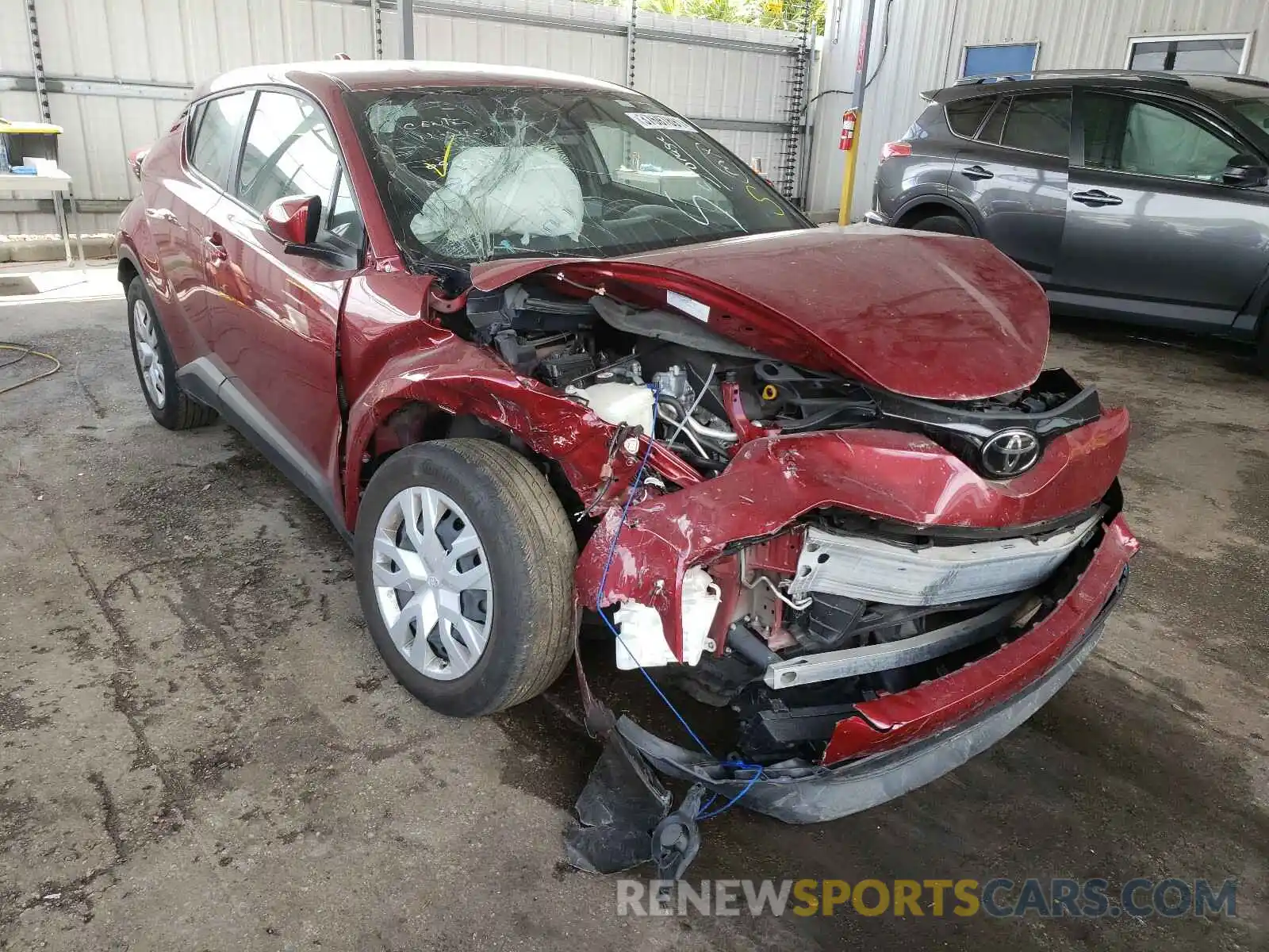 1 Photograph of a damaged car NMTKHMBX7KR096856 TOYOTA C-HR 2019