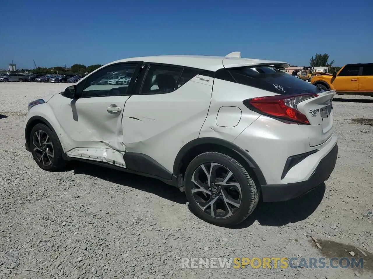 2 Photograph of a damaged car NMTKHMBX7KR096940 TOYOTA C-HR 2019