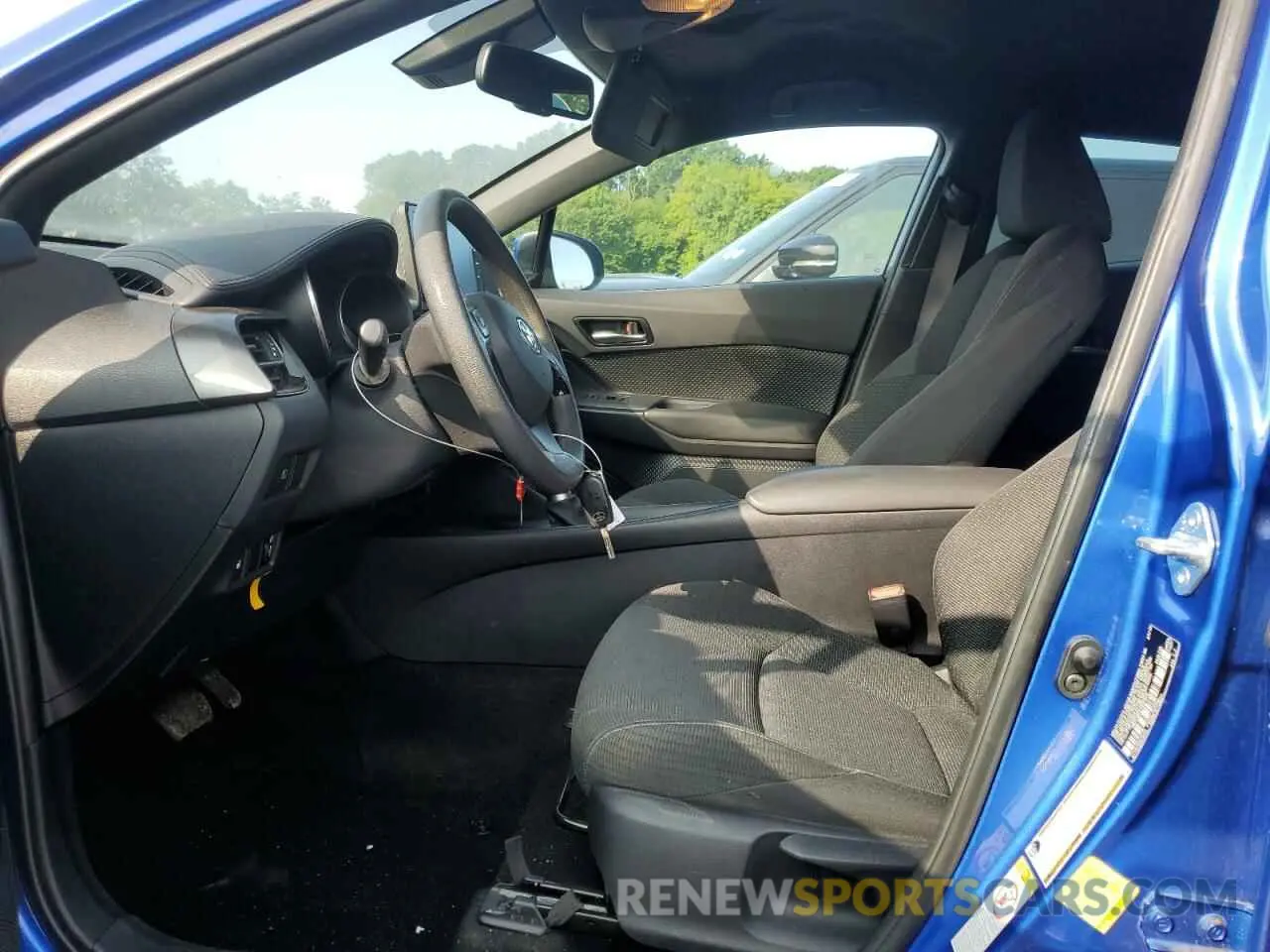 7 Photograph of a damaged car NMTKHMBX7KR098834 TOYOTA C-HR 2019