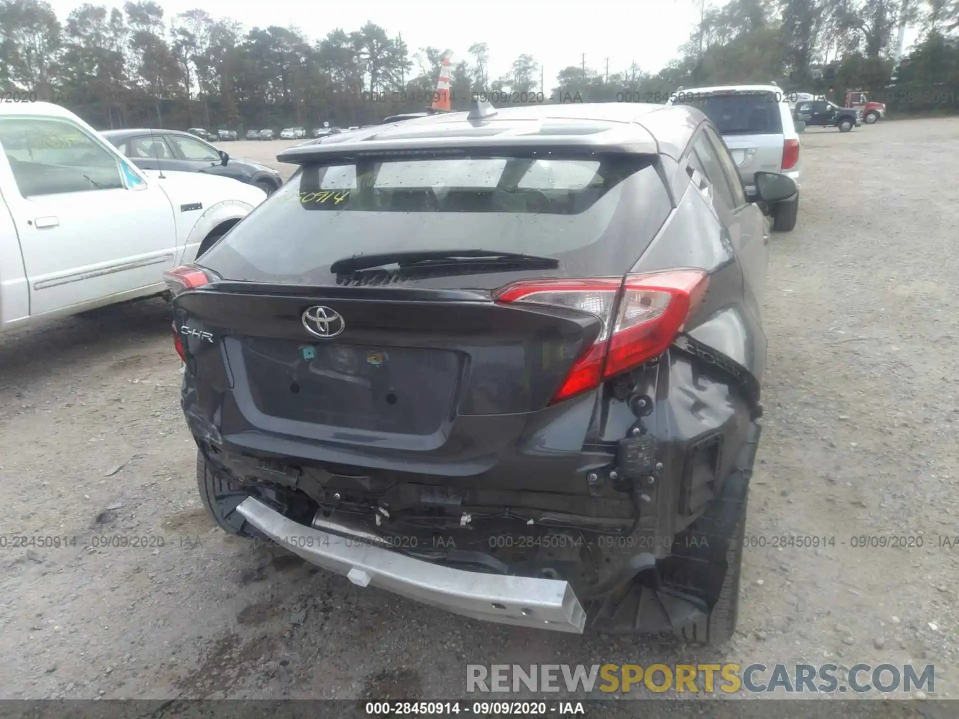 6 Photograph of a damaged car NMTKHMBX7KR099529 TOYOTA C-HR 2019